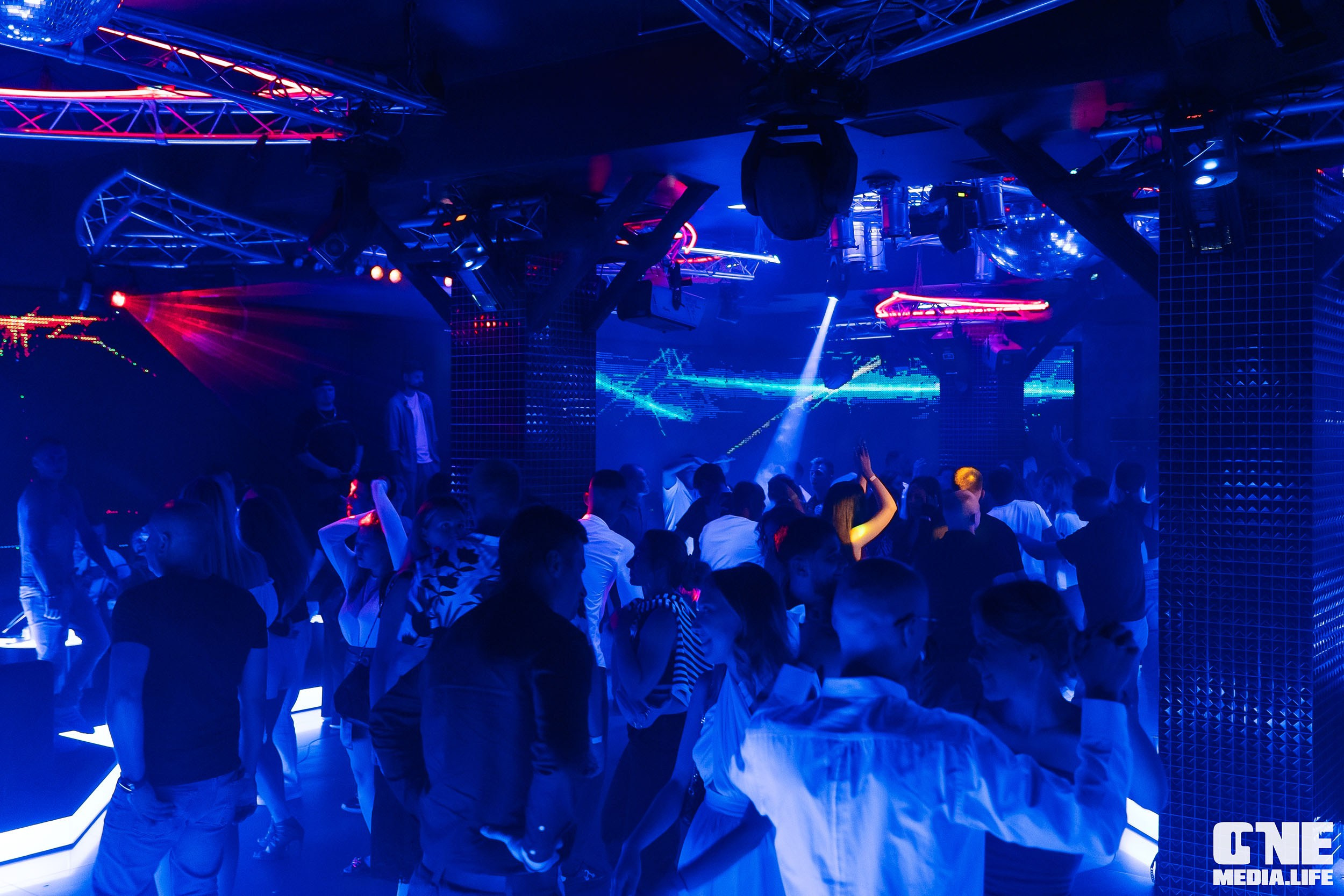 Фоторепортаж из РК Планета. One Media Life: фоторепортажи, фотоотчеты с мероприятий и заведений