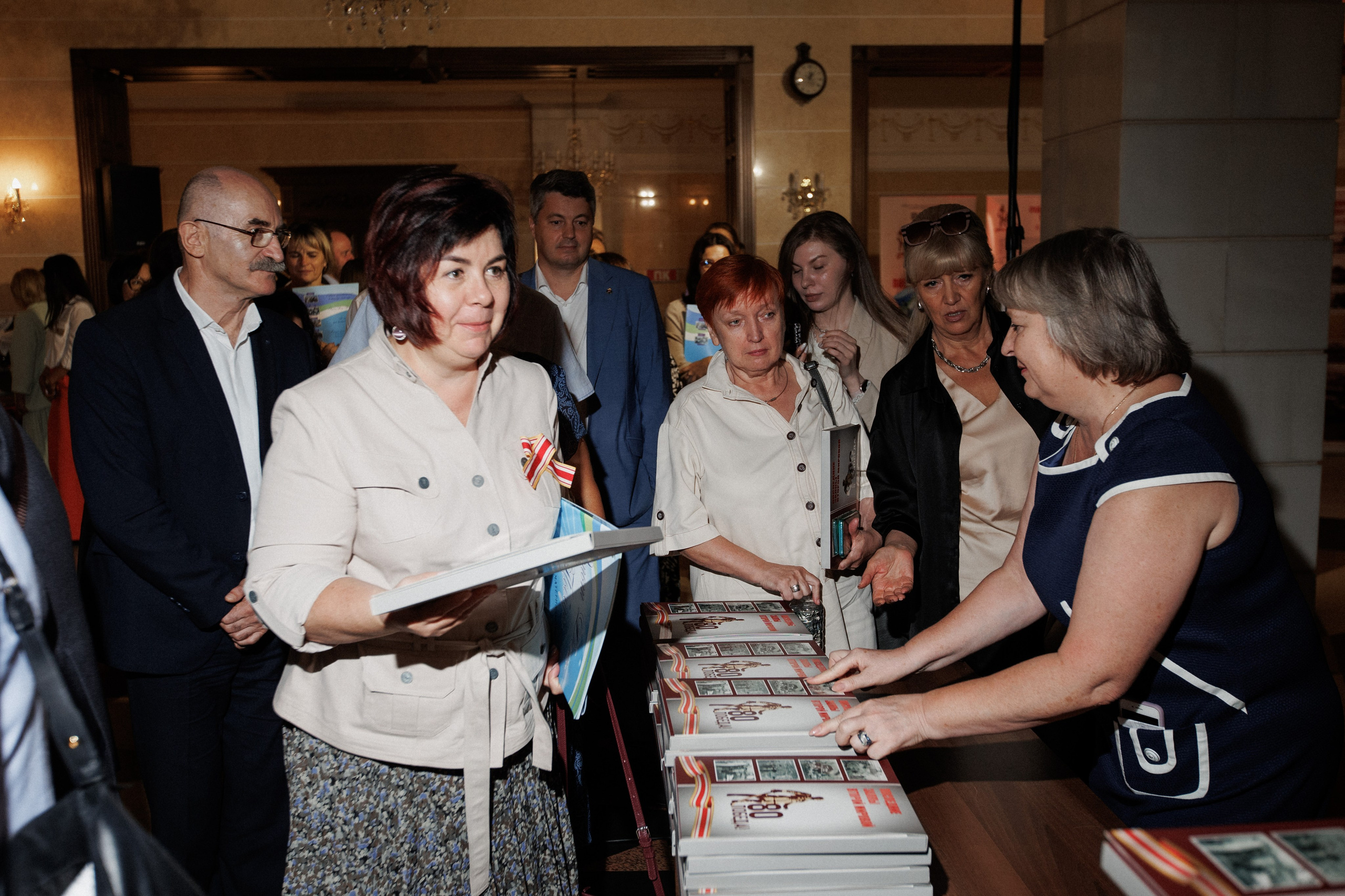 ПРЕЗЕНТАЦИЯ КНИГИ — 80 ЛЕТ ПОБЕДЫ. СВОИ. ФОТООТЧЕТЫ-СОБЫТИЯ-МЕСТА