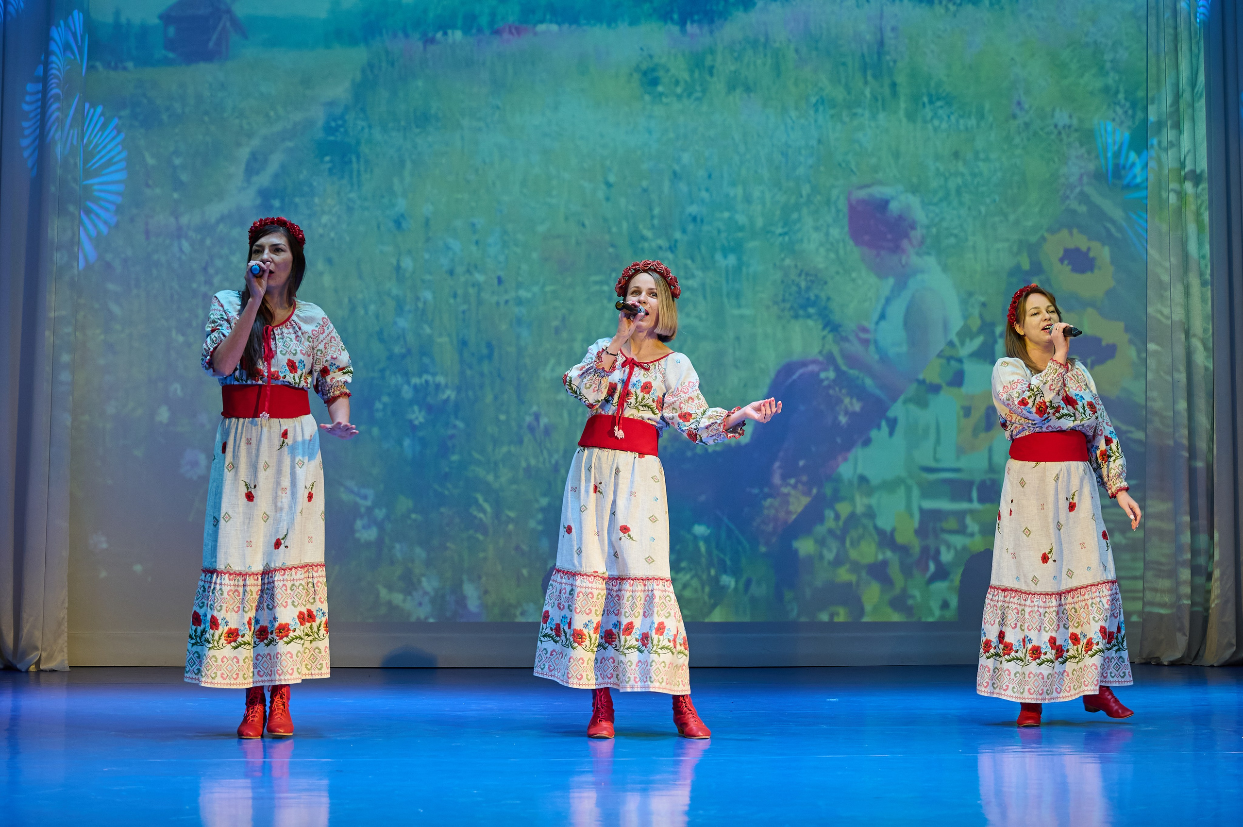 8 марта Марьина роща. Жизнь курорта Кабардинка в фотографиях