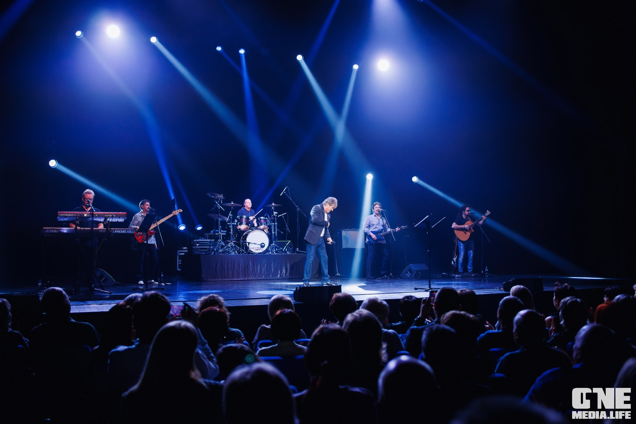 Фоторепортаж из театра эстрады Янтарь-холл. One Media Life: фоторепортажи, фотоотчеты с мероприятий и заведений