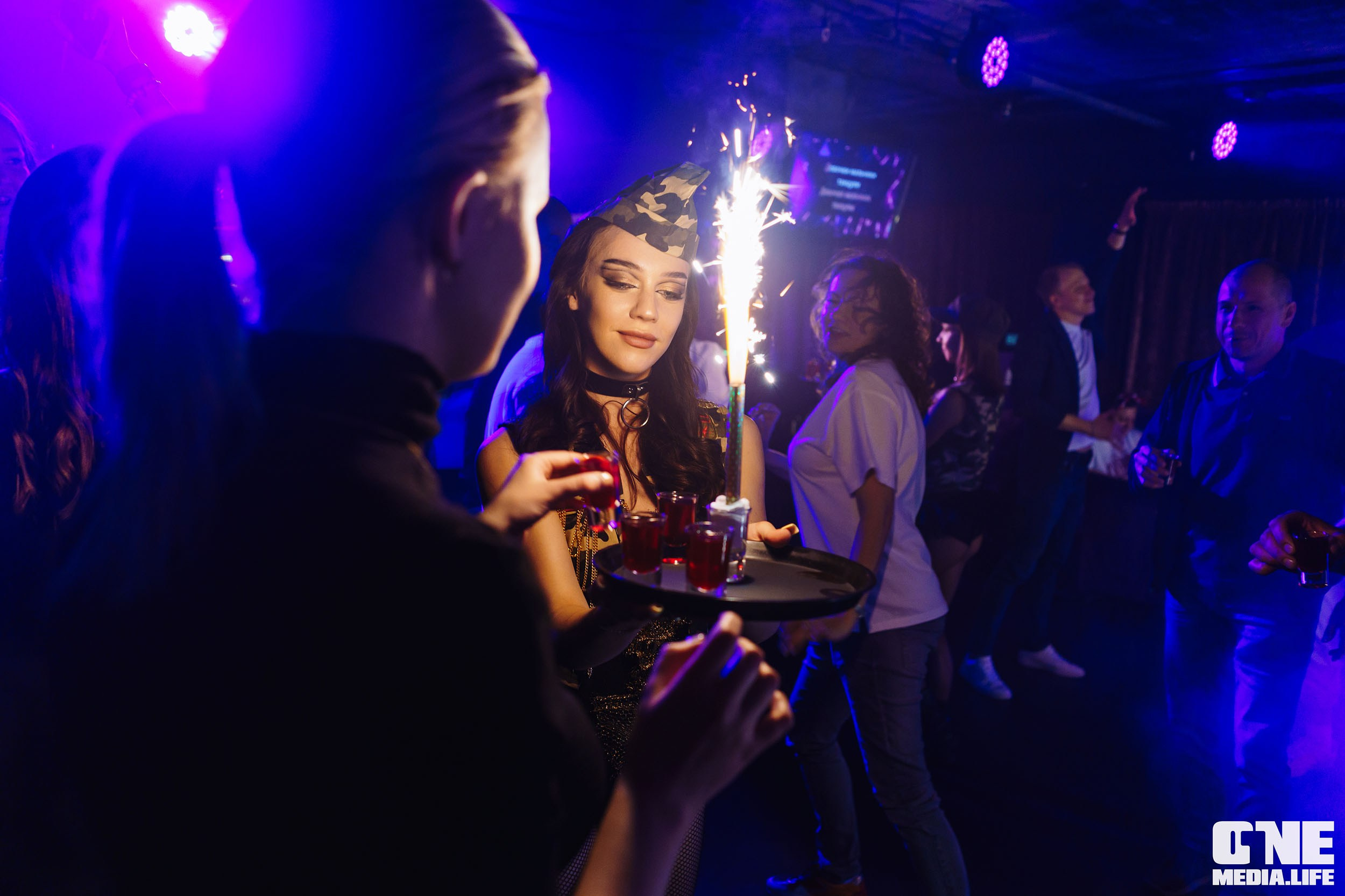 Фоторепортаж из караоке-клуба Эйфория. One Media Life: фоторепортажи, фотоотчеты с мероприятий и заведений