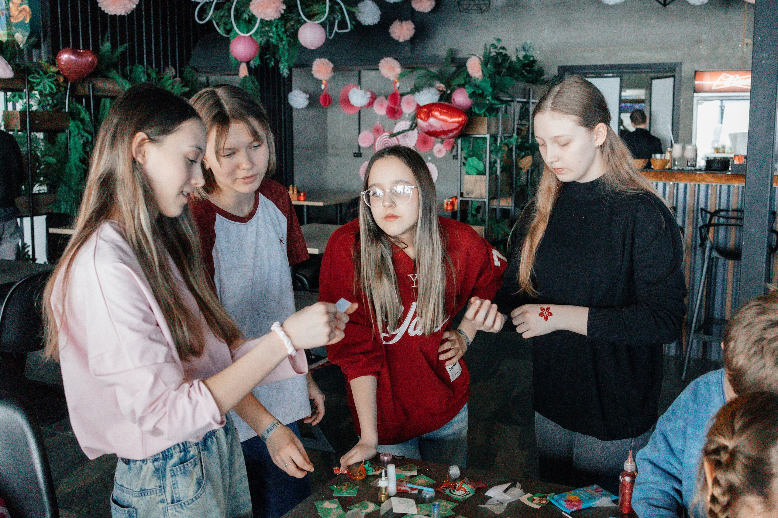 Блеск тату в Лофте. Семейный и детский фотограф в Славгороде Анастасия Винс