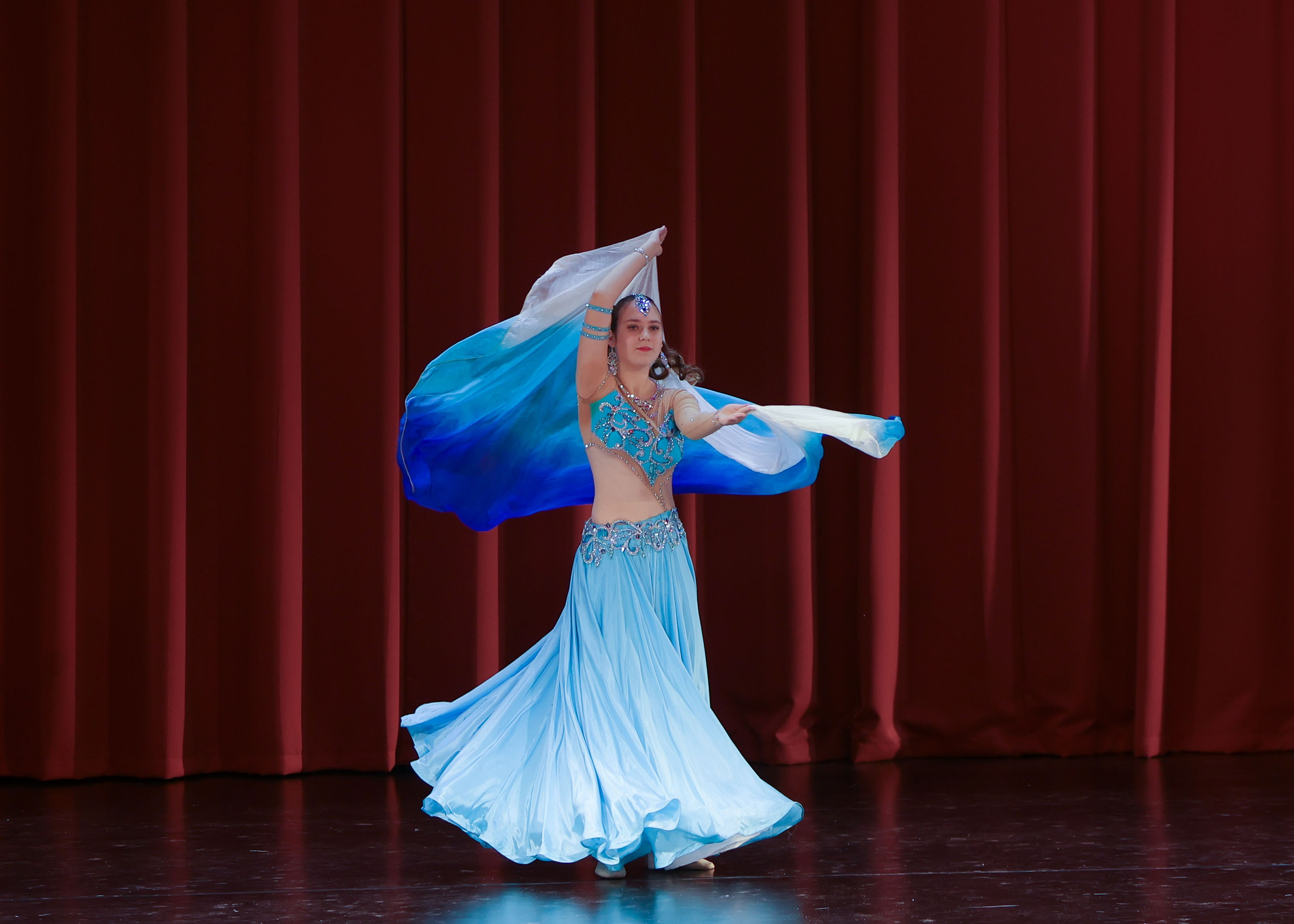 Фестиваль хореографического искусства «КУБОК ЛЕГЕНДЫ — 2025». Выпускные альбомы и школьный фотограф в Подольске, Троицке, Щербинке, Москве и Московской области