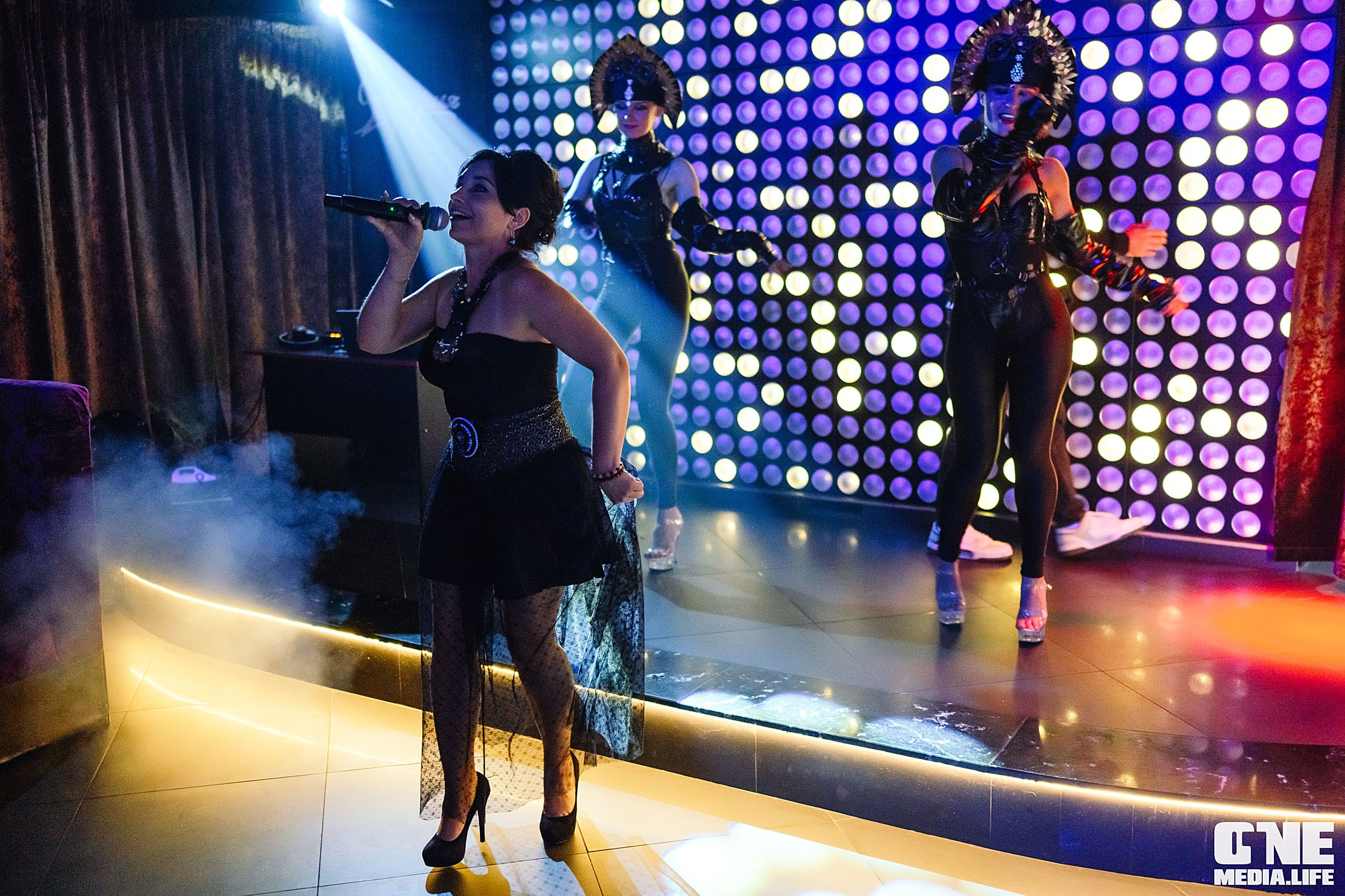 Фоторепортаж из караоке-клуба Эйфория. One Media Life: фоторепортажи, фотоотчеты с мероприятий и заведений