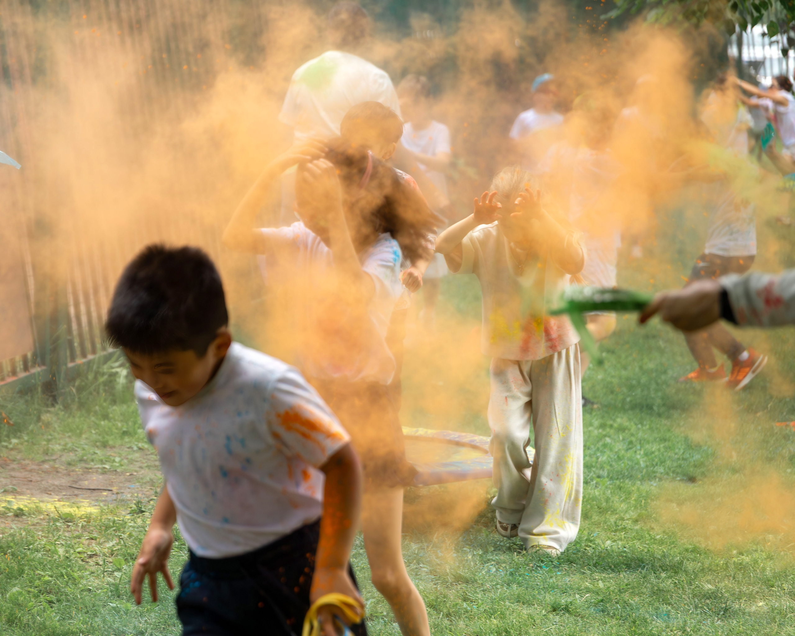 The International School of Moscow. Color Day. Выпускные альбомы для школы и детского сада — школьный фотограф Подольск, Троицк, Щербинка, Москва