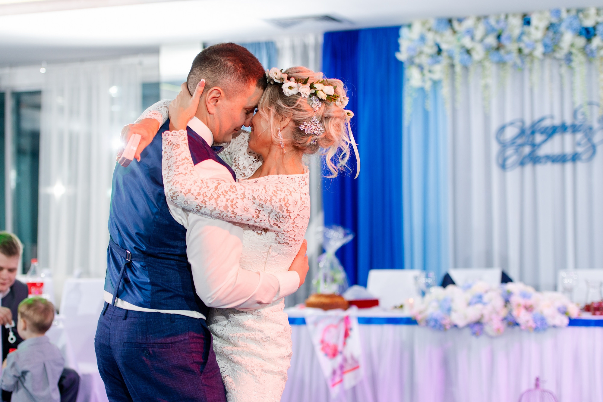 Свадебный и семейный фотограф в Омске Мормулев Михаил. Свадебный и семейный фотограф в Омске Мормулев Михаил