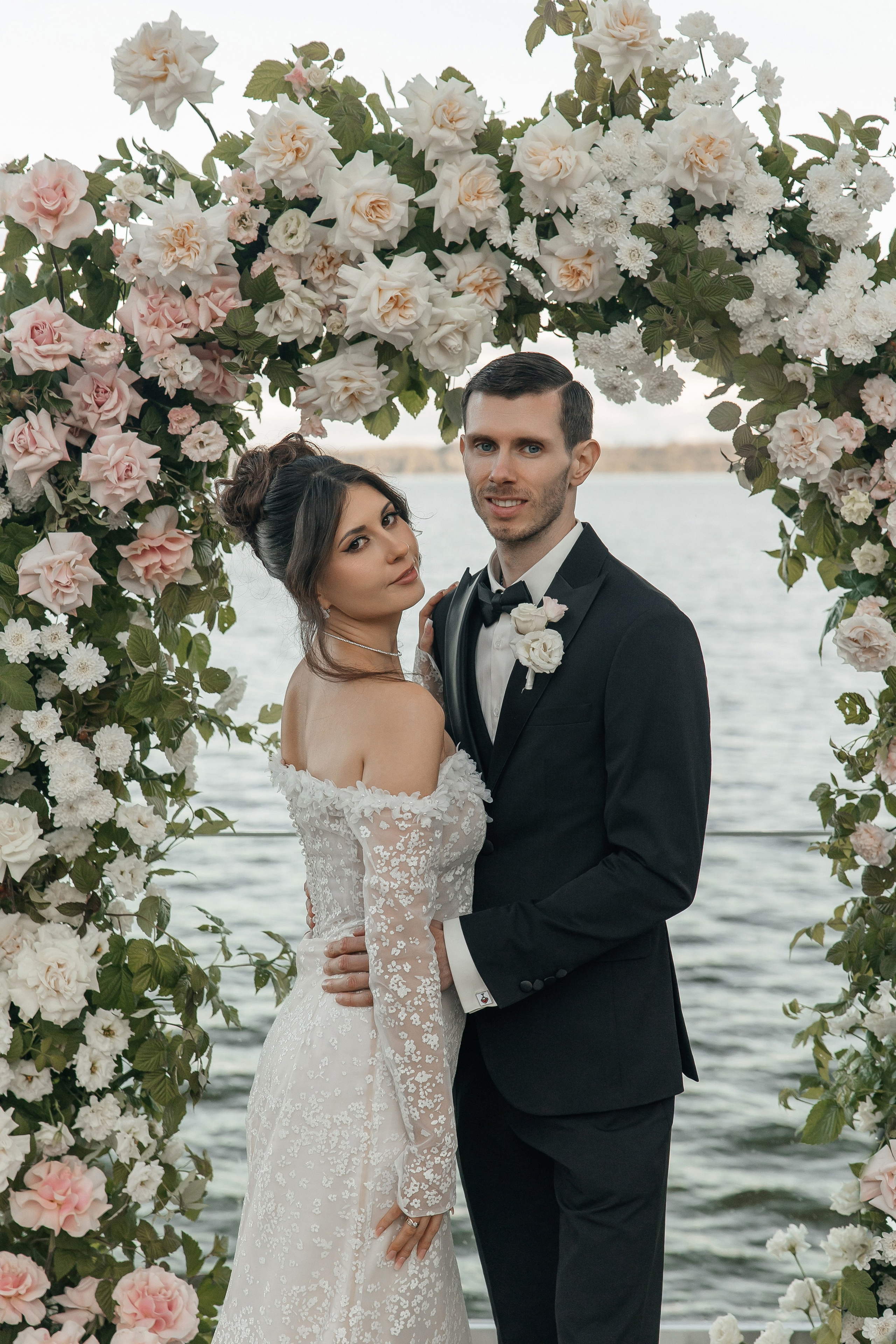 Выездная церемония на площадке THE SUN в Солнечногорске. Свадебный фотограф в Москве Дарья Олендарёва