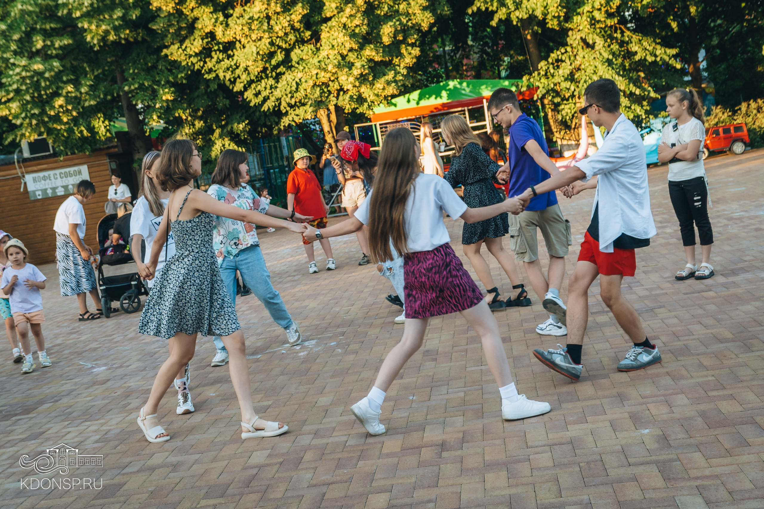 «Вспомнить все». Новотитаровский Дом культуры