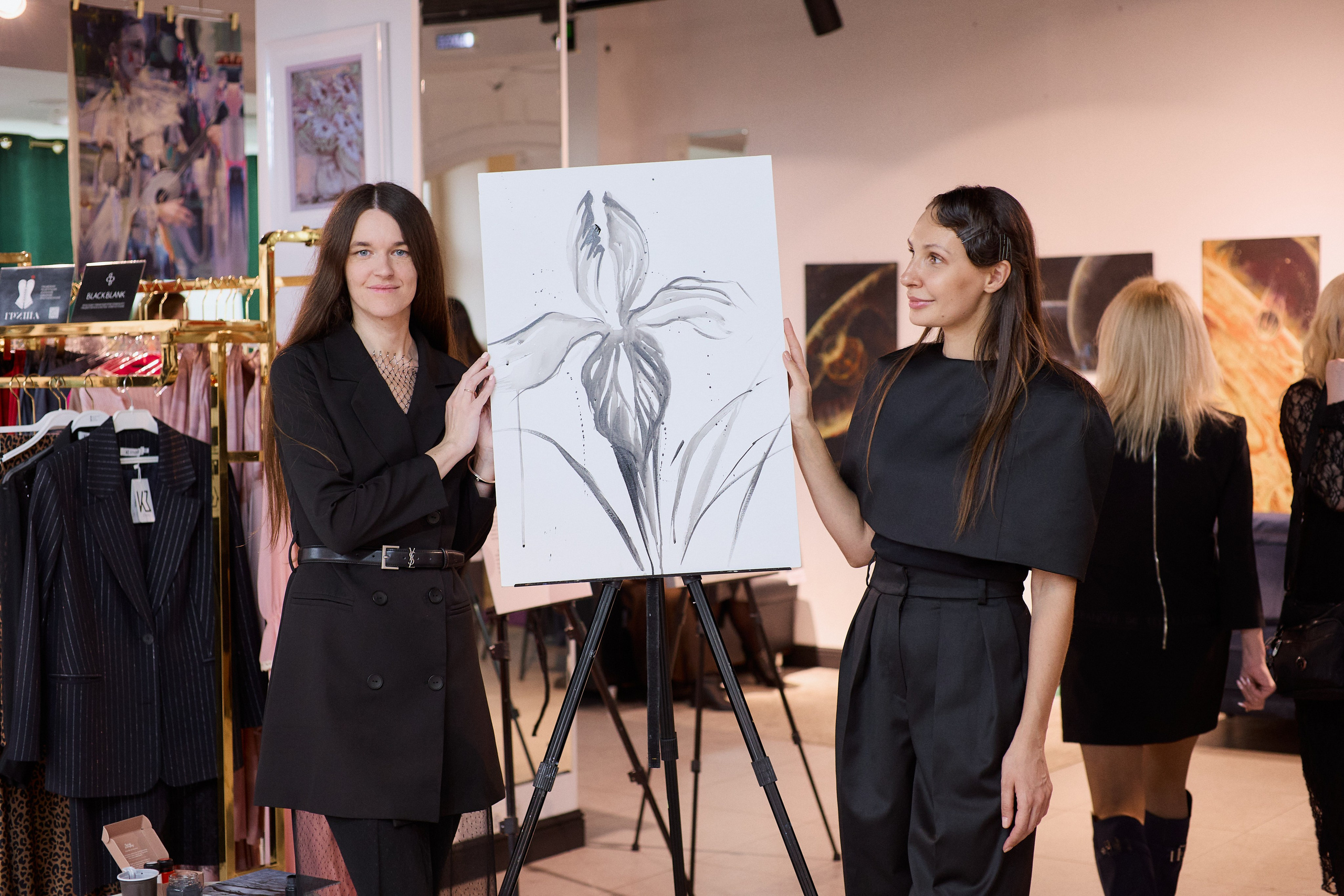 Рождение кода роскоши: коллаборация Empyreal Mary и Александры Надёжкиной. СВОИ. ФОТООТЧЕТЫ-СОБЫТИЯ-МЕСТА