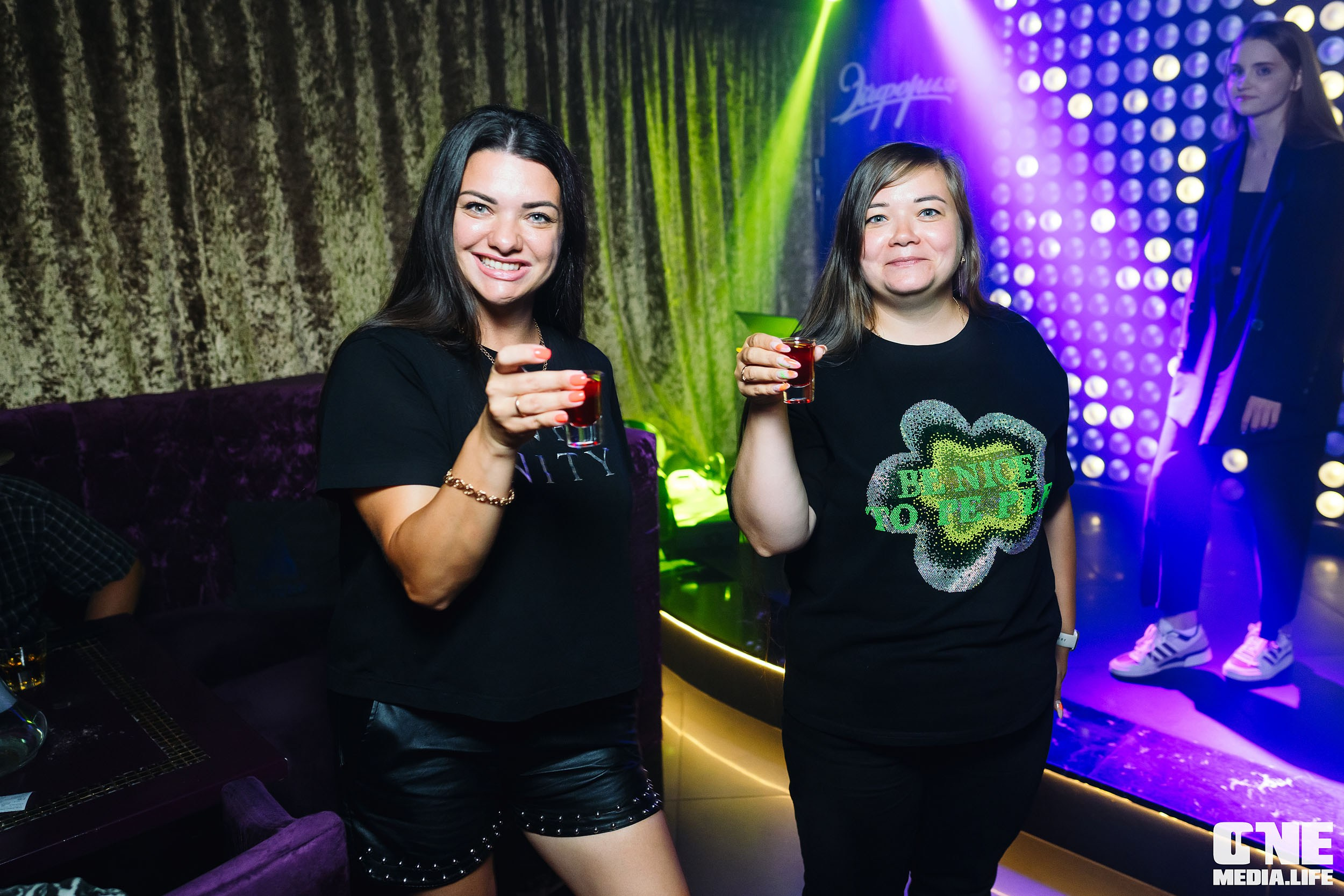 Фоторепортаж из караоке-клуба Эйфория. One Media Life: фоторепортажи, фотоотчеты с мероприятий и заведений