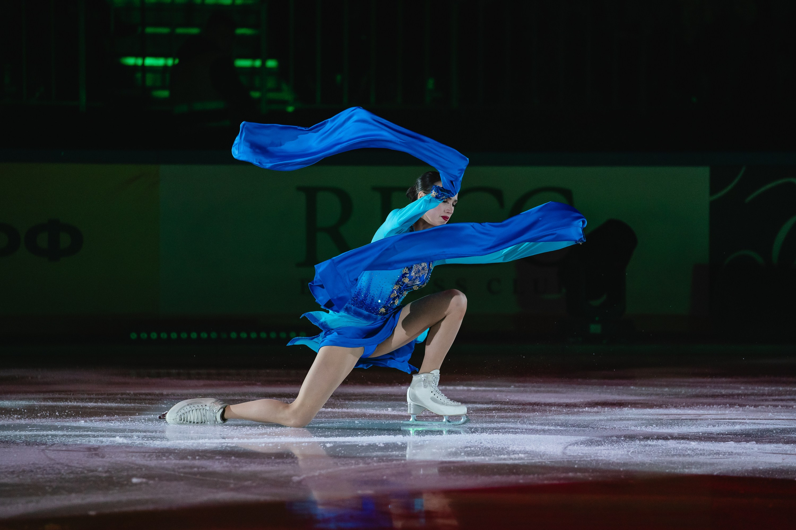 Шоу «Чемпионы на льду» в Новосибирске. Воробьева Ксения — Спортивный и танцевальный фотограф Новосибирск