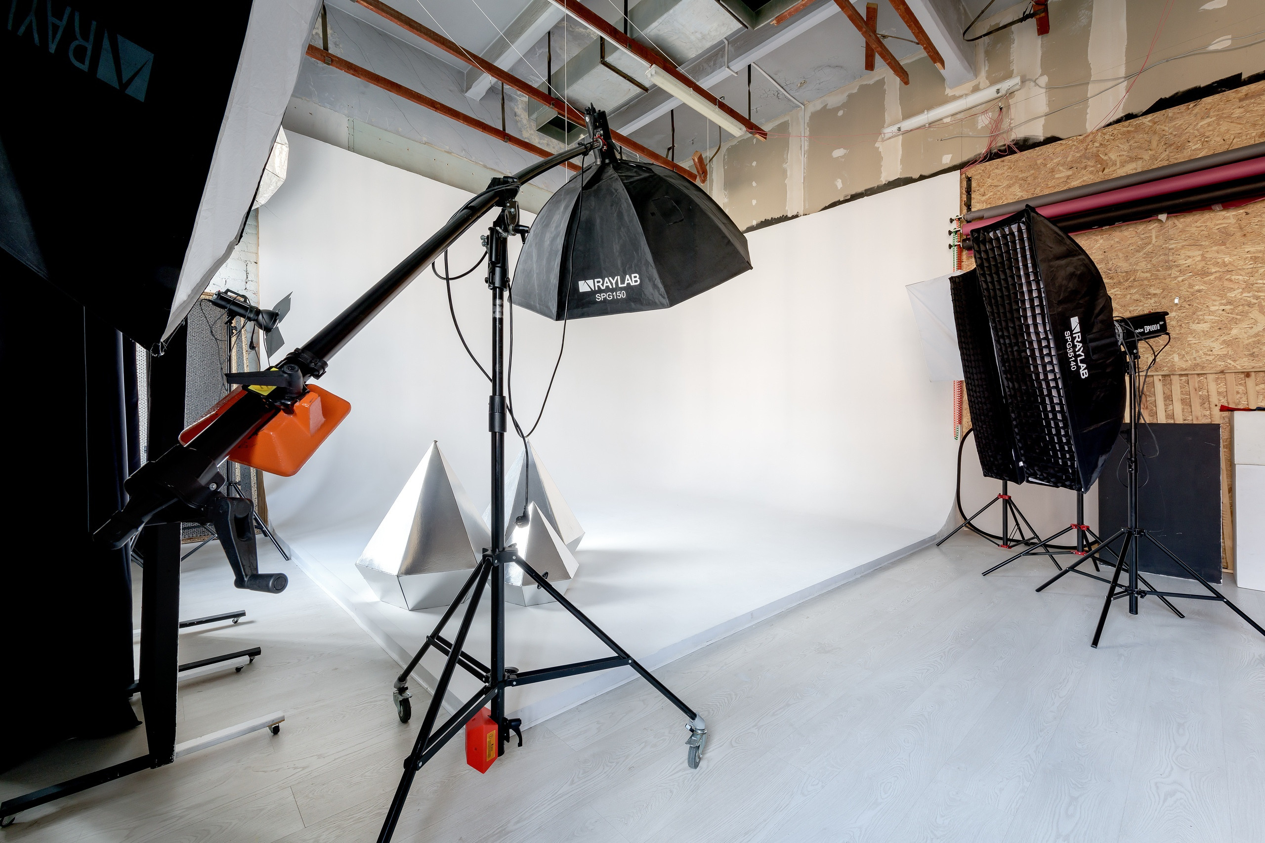 Зал FASHION. Фотограф Герман Локоцкий, семейные фотосессии в Санкт-Петербурге