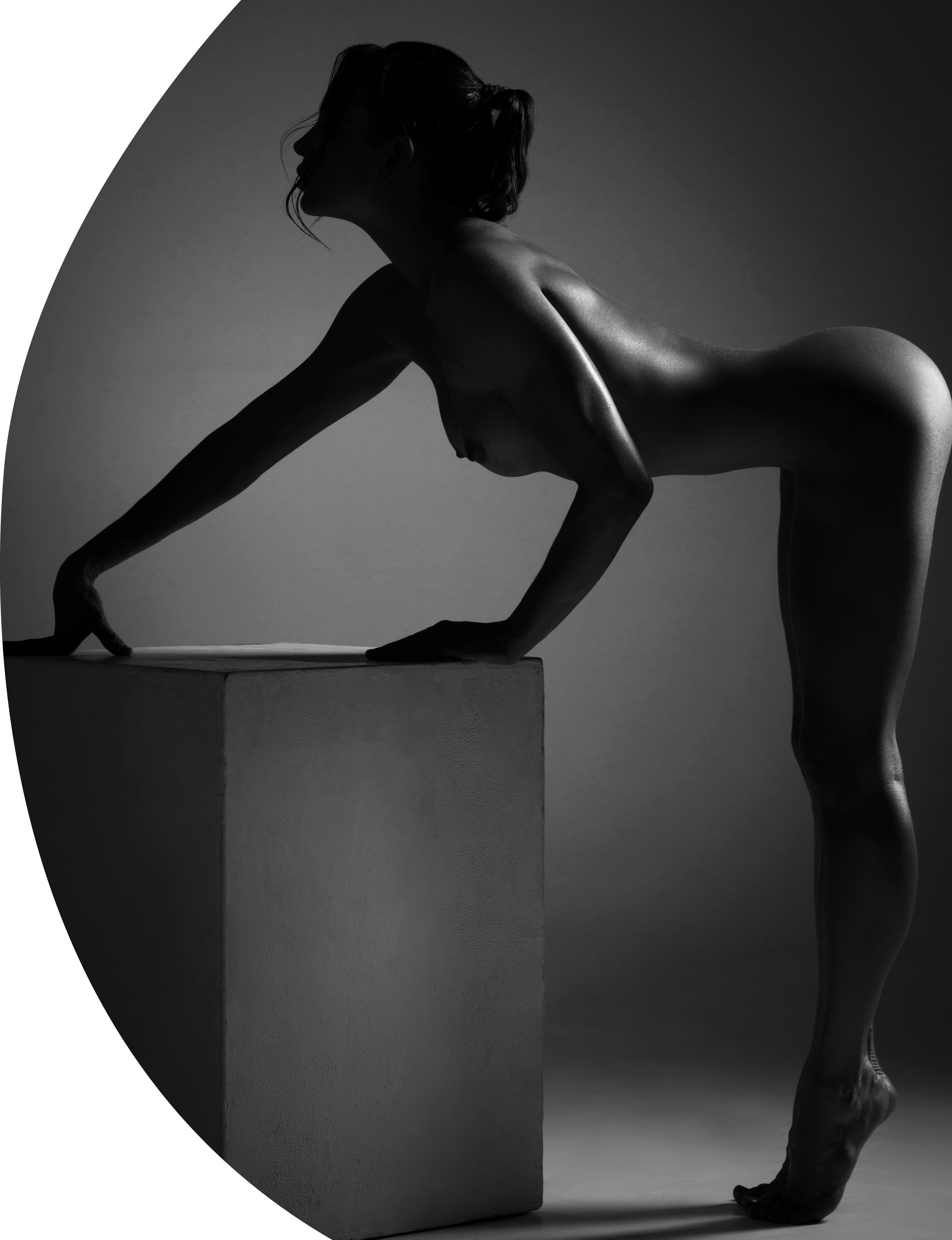 Арт фотограф в Москве Леонид Маркачев. Женский портрет, будуар, фэшн, арт-ню