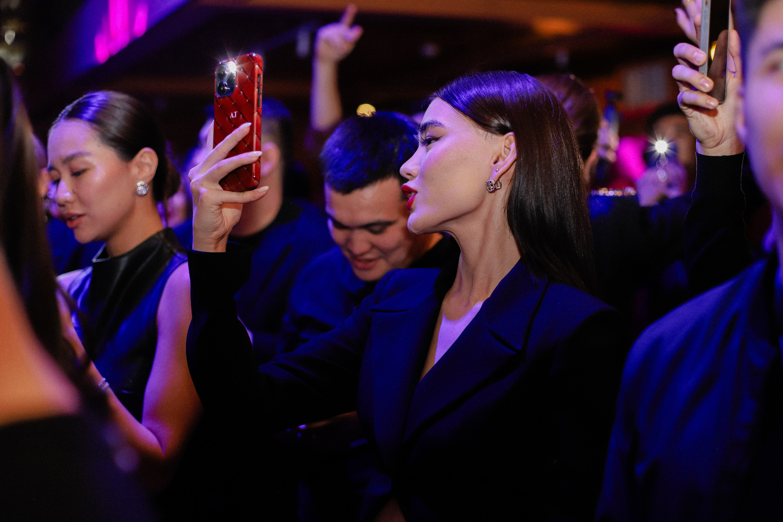 Корпоратив QM | 5.12. Фотограф в Алматы и Москве Даша Пушкина