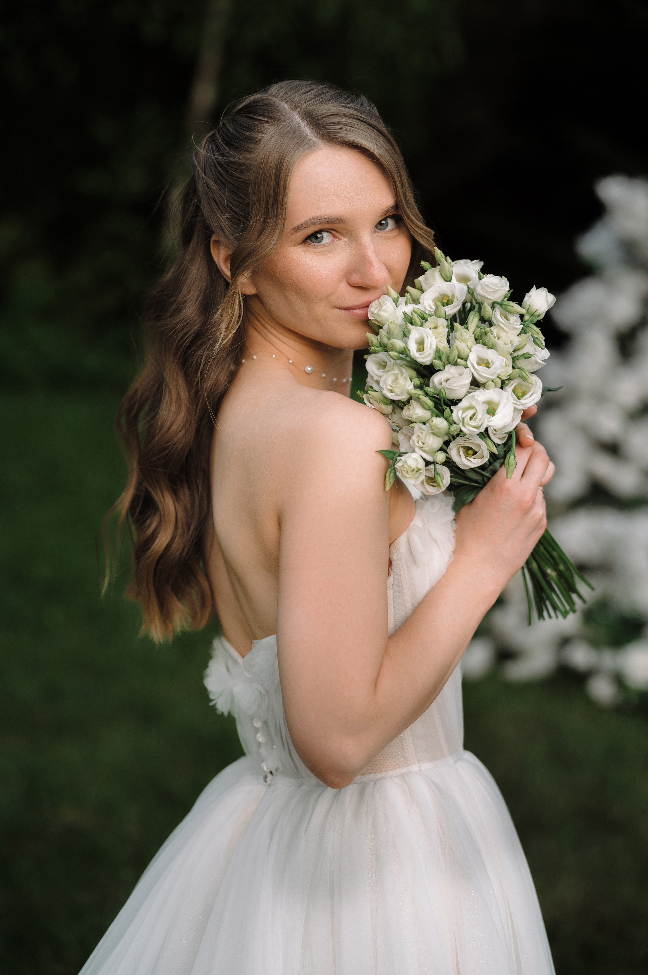 Свадебная фотосессия пары в Агроусадьбе Дачка бай