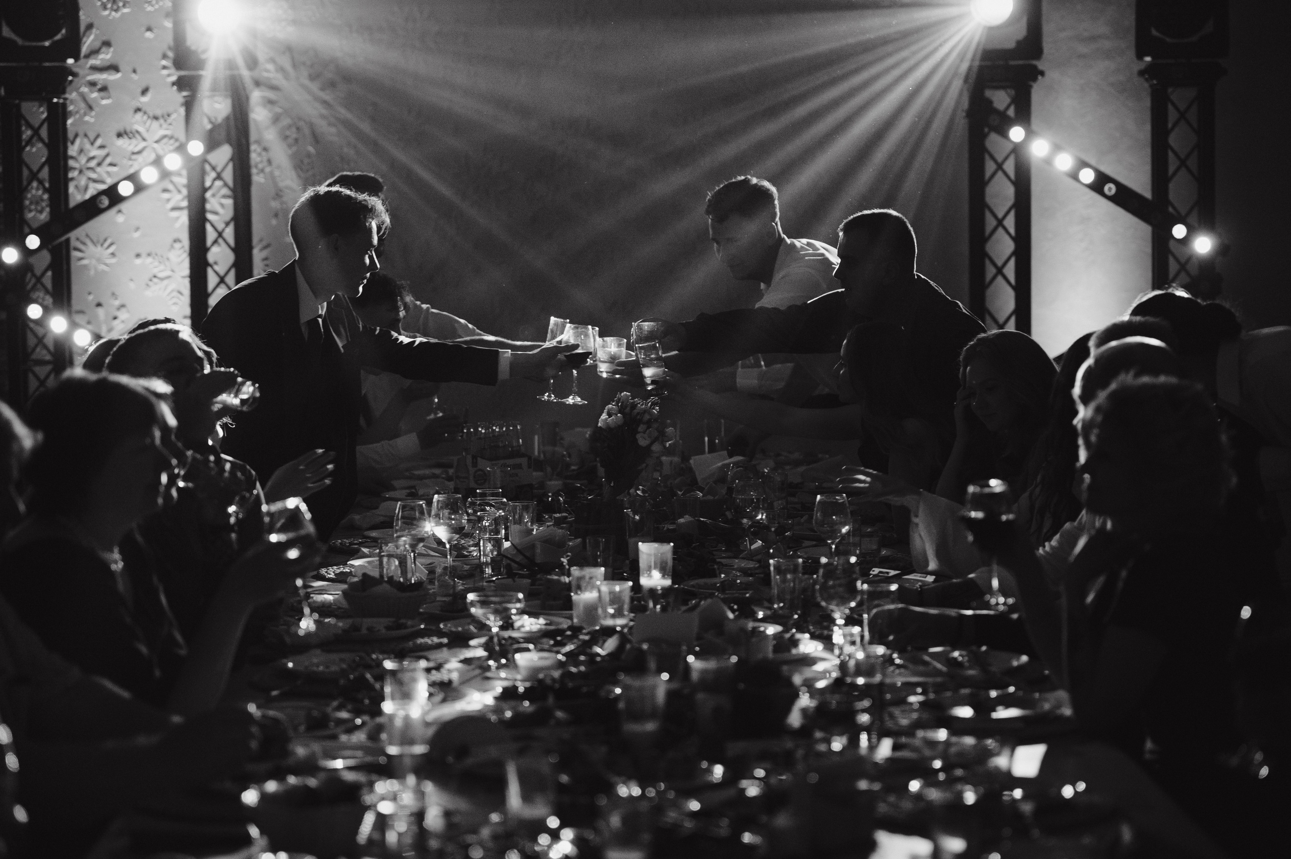 Свадебная фотосессия пары в Агроусадьбе Дачка бай