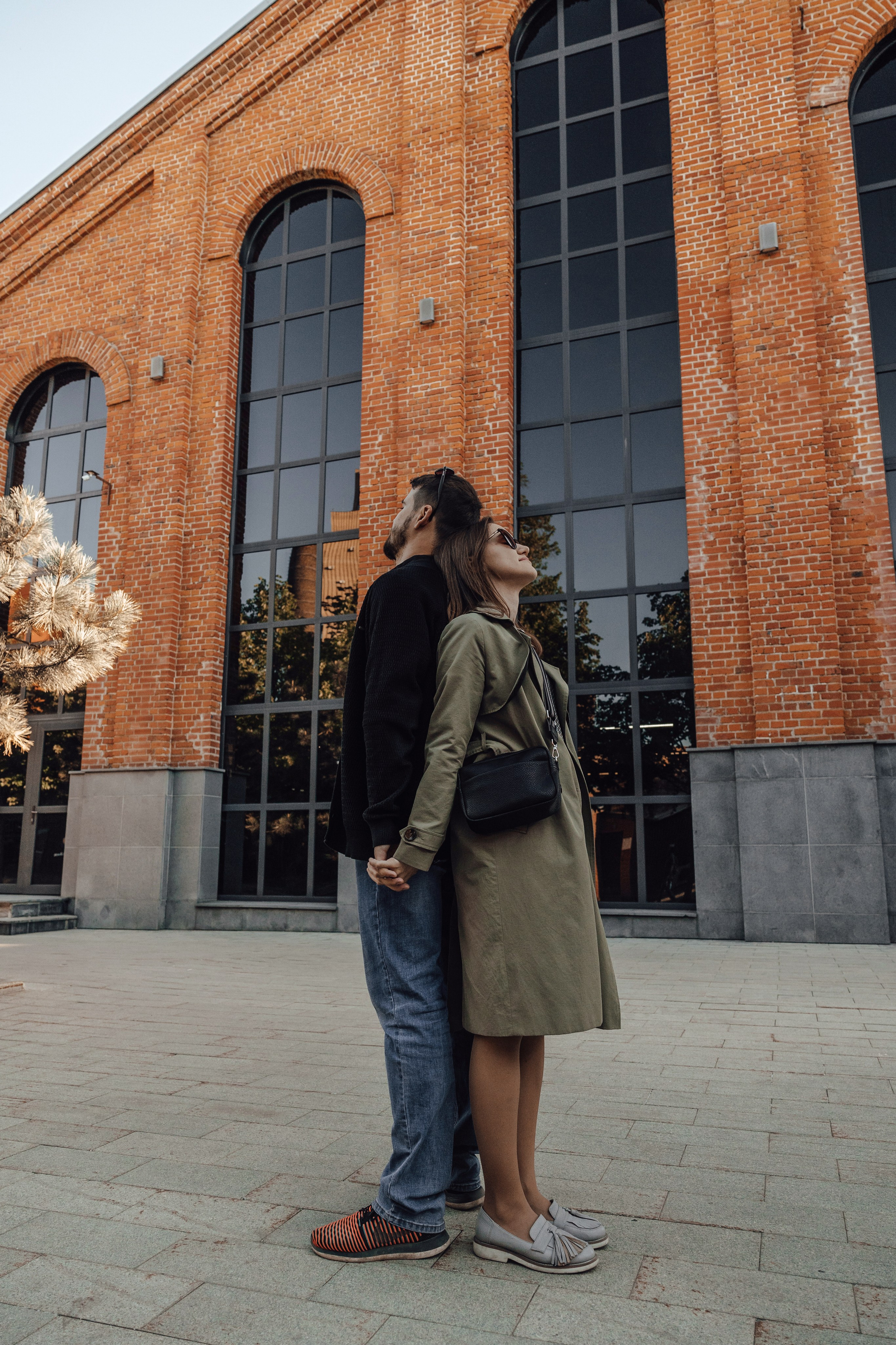 Lovestory в бизнес-квартале Арма. Свадебный фотограф в Москве Дарья Олендарёва