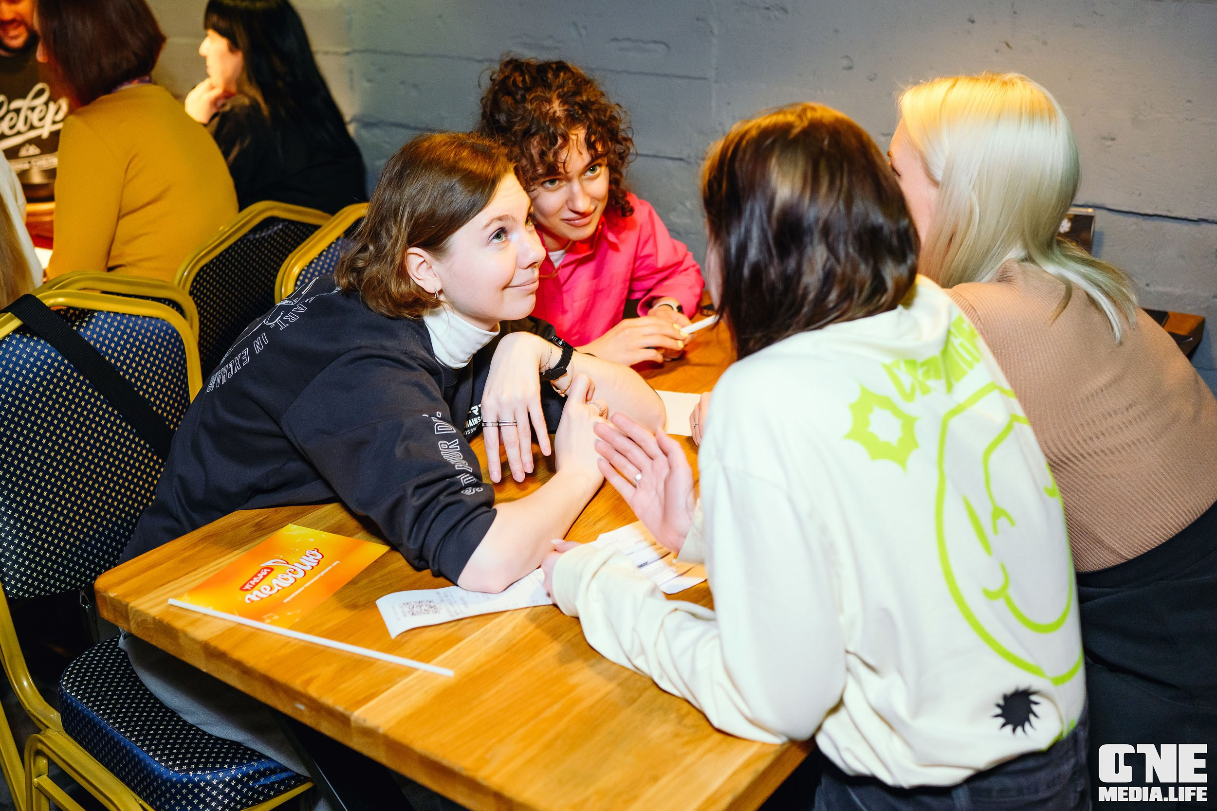 Фоторепортаж с концерта СиплаяЛяля в Dreadnought. One Media Life: фоторепортажи, фотоотчеты с мероприятий и заведений