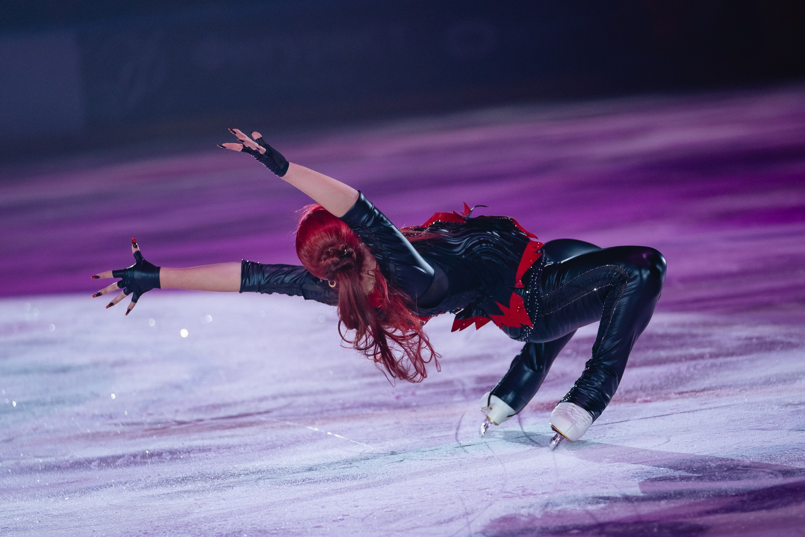 Шоу «Чемпионы на льду» в Новосибирске. Воробьева Ксения — Спортивный и танцевальный фотограф Новосибирск