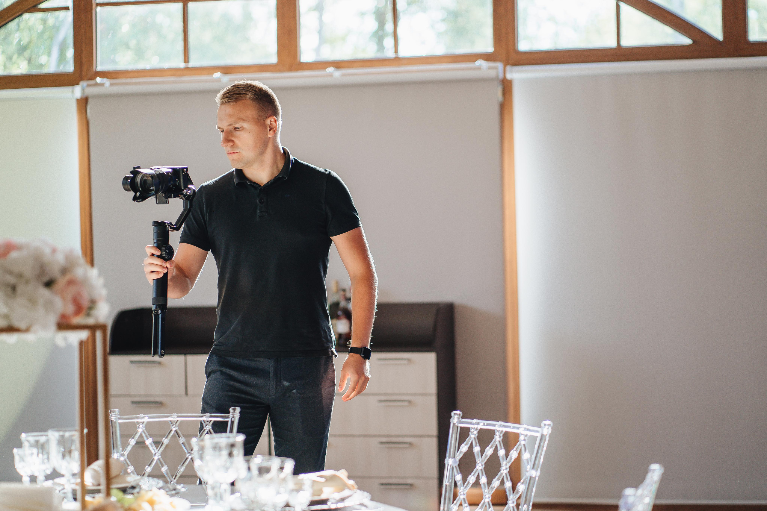 Видеограф фотограф Денис Моисеев в Санкт-Петербурге и Москве