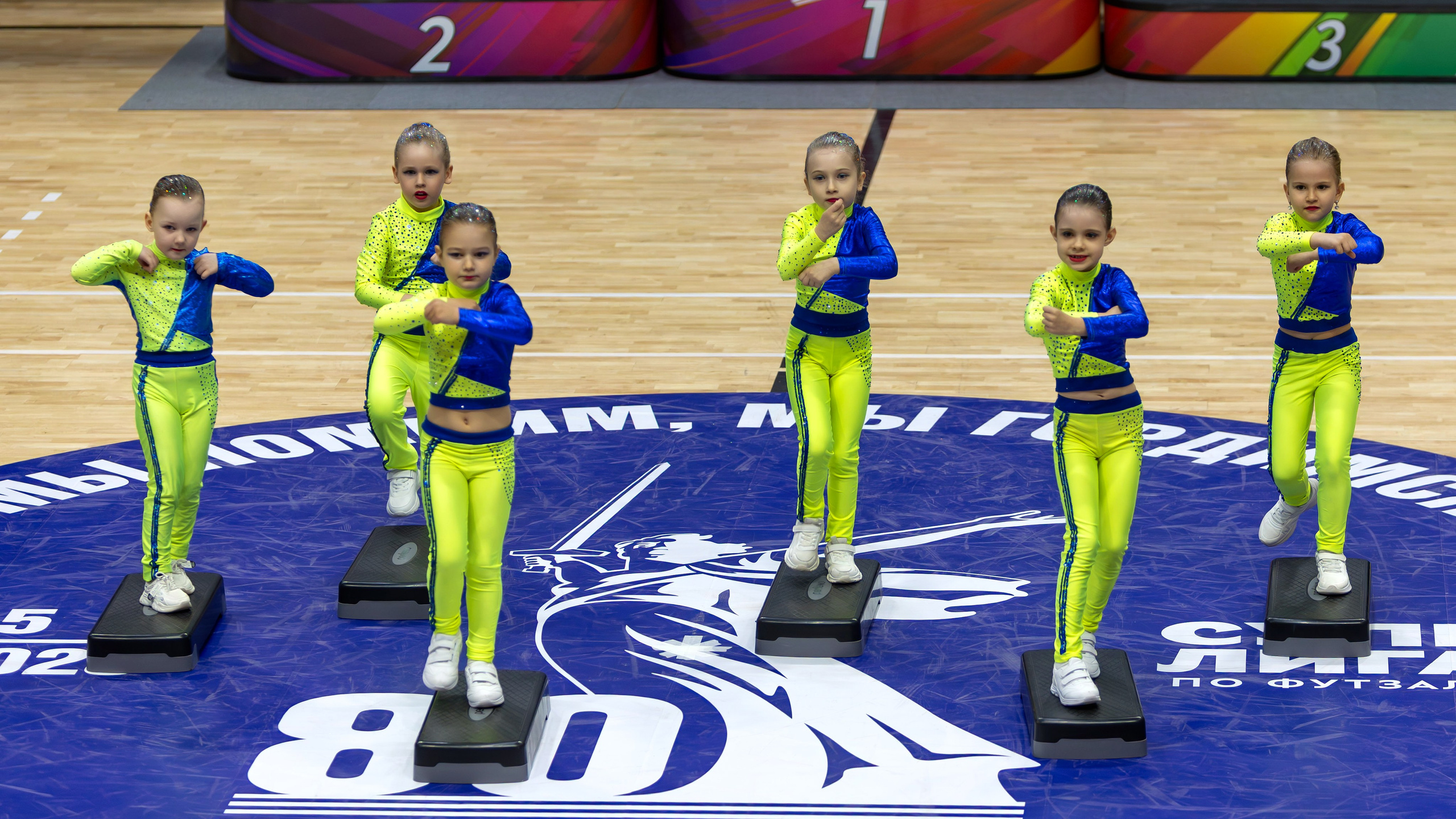 Фестиваль по фитнес-аэробике «Облачко» Младшая группа. Выпускные альбомы и школьный фотограф в Подольске, Троицке, Щербинке, Москве и Московской области