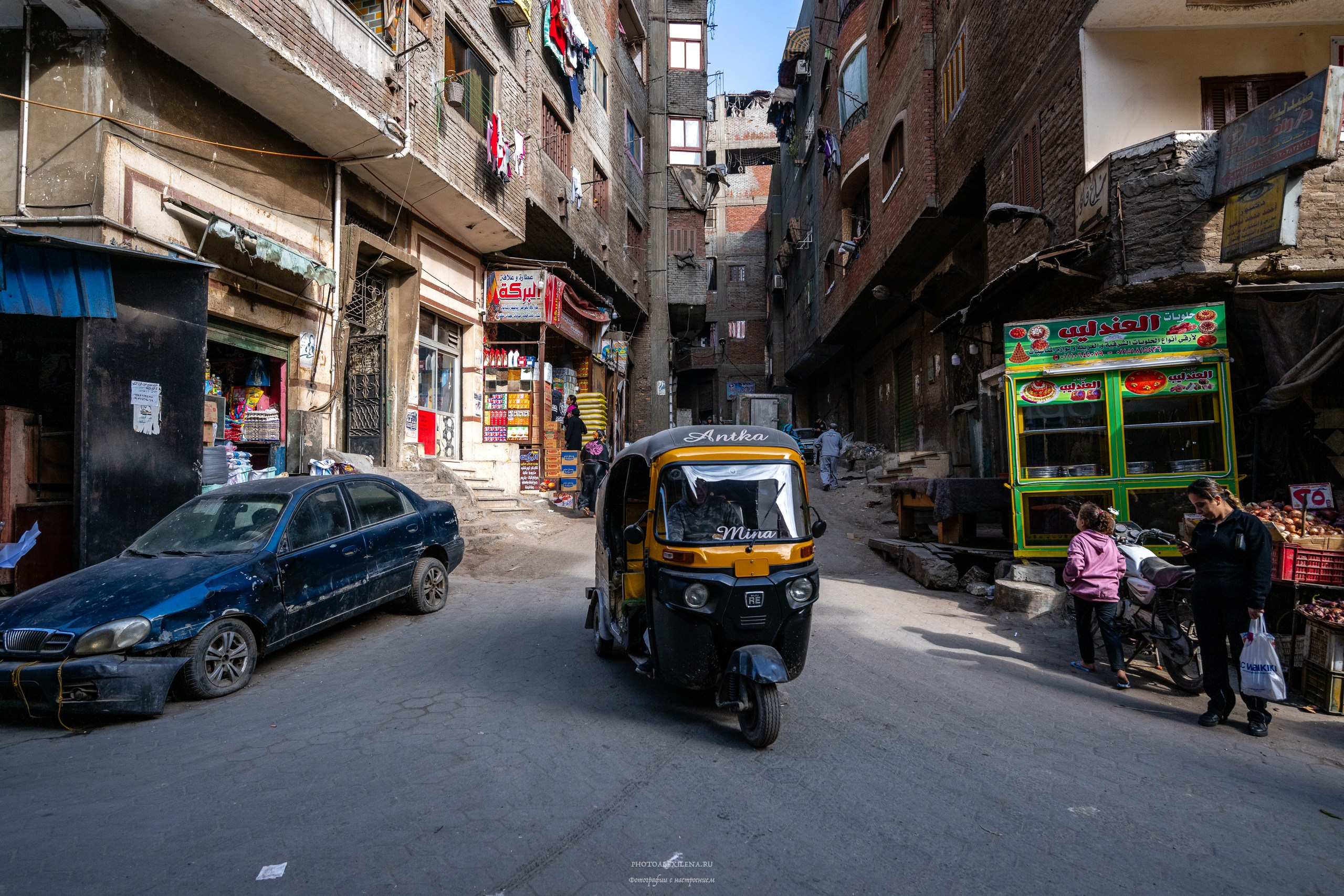 Пещерный монастырь и город мусорщиков. Авторские стильные фотокартины