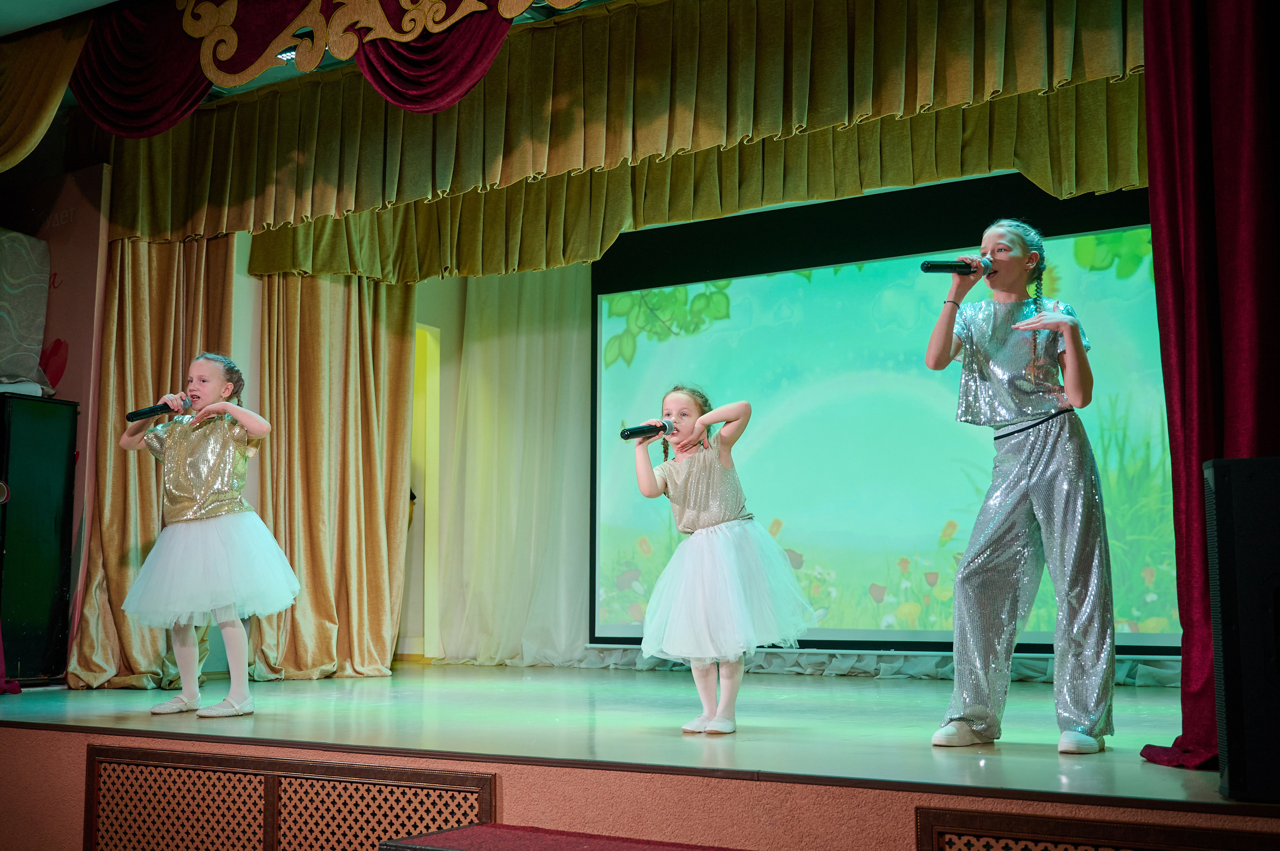 8 марта в Виноградном. Жизнь курорта Кабардинка в фотографиях