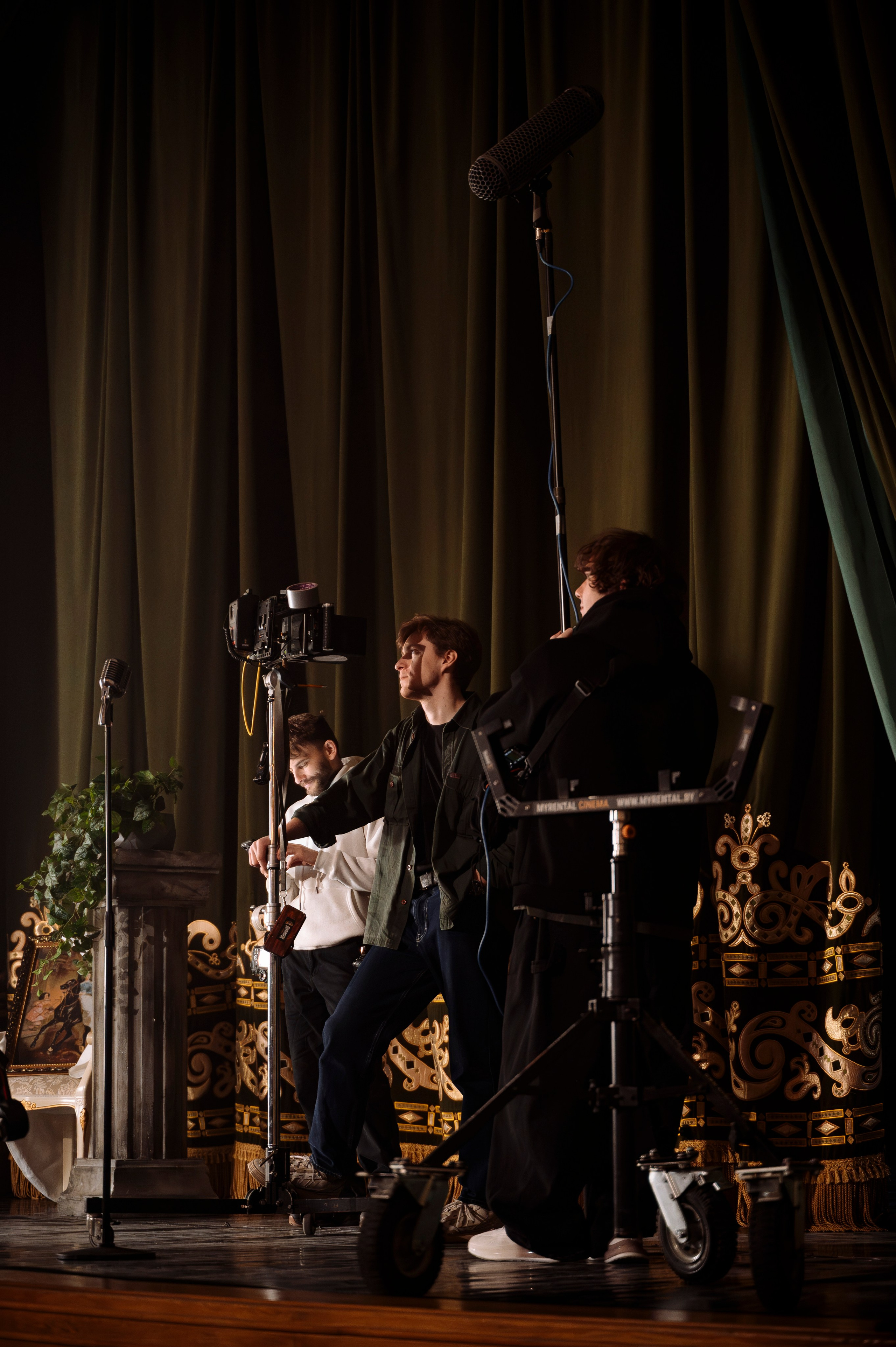 Съемка мероприятия, съемка дня рождения, съемка корпоратива и праздников, съемка бэкстейдж, фотограф Ольга Шаповалова, съемка выпускного, Минск, беларусь