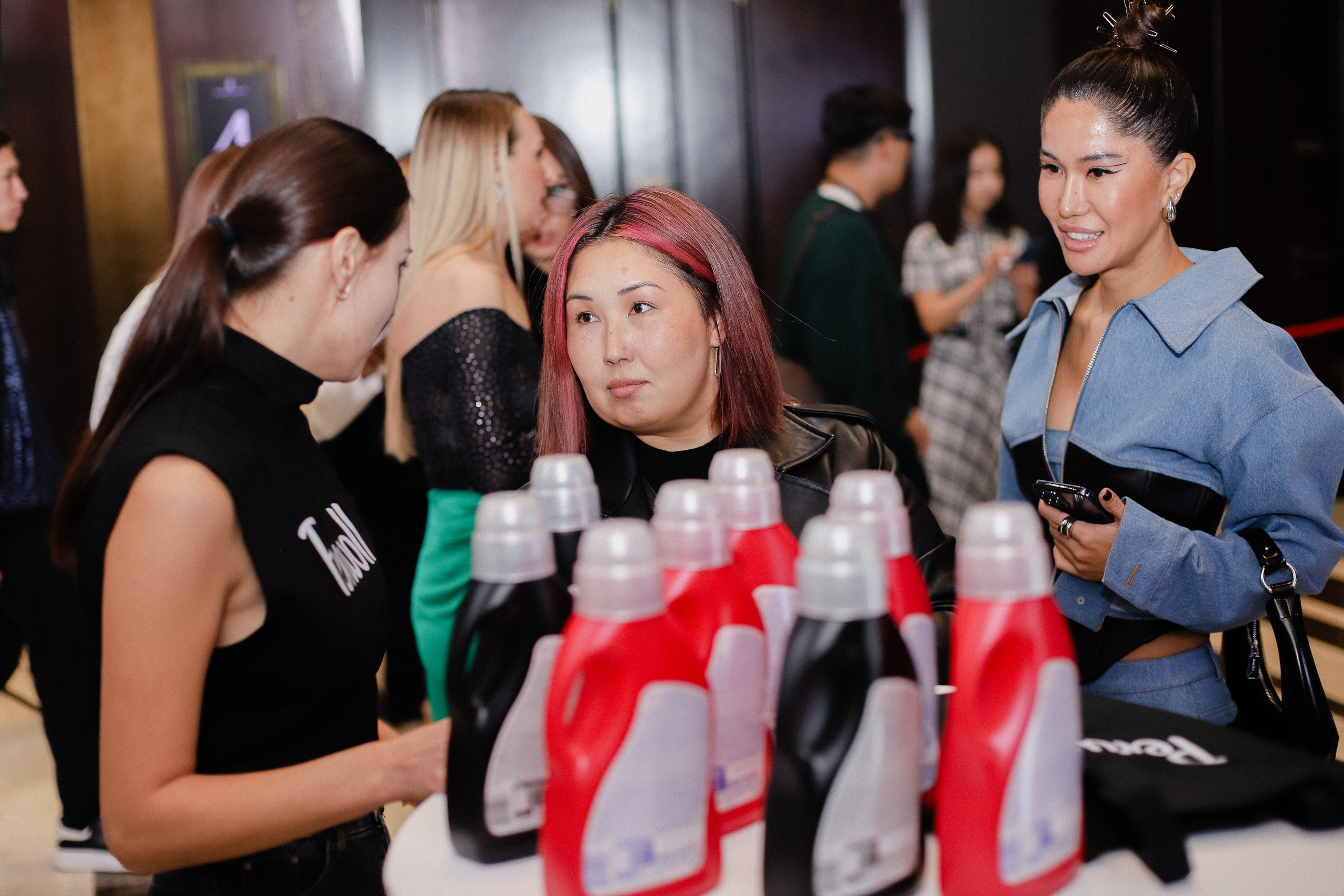 26.10 FWA зона Schwarzkopf и Perwoll. Фотограф в Алматы и Москве Даша Пушкина