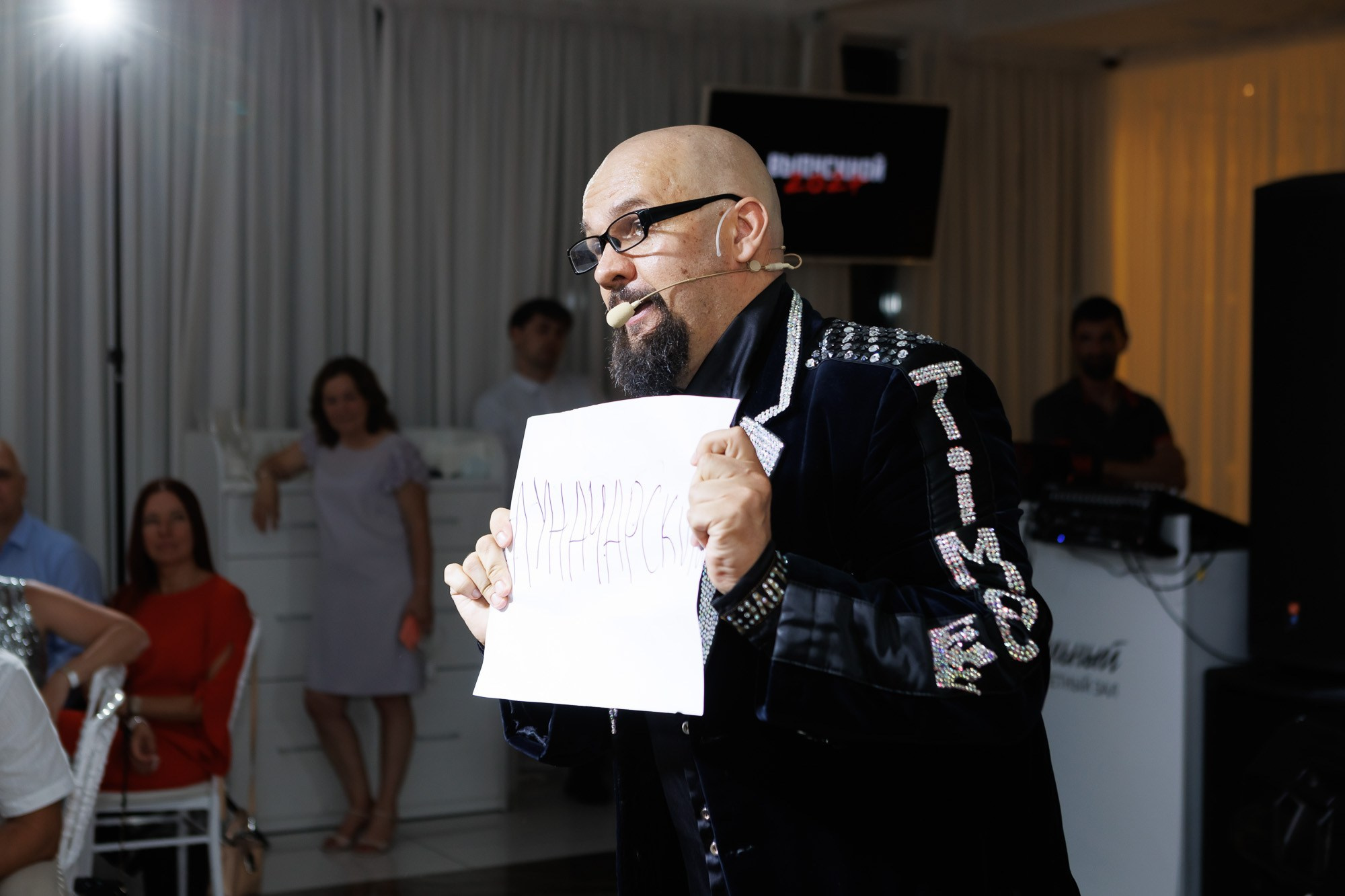 Выпускной вечер в Севастопольской гимназии № 1 имени А. С. Пушкина. Свадебный фотограф, фотосъемка в Крыму, Севастополе, Симферополе, Ялте