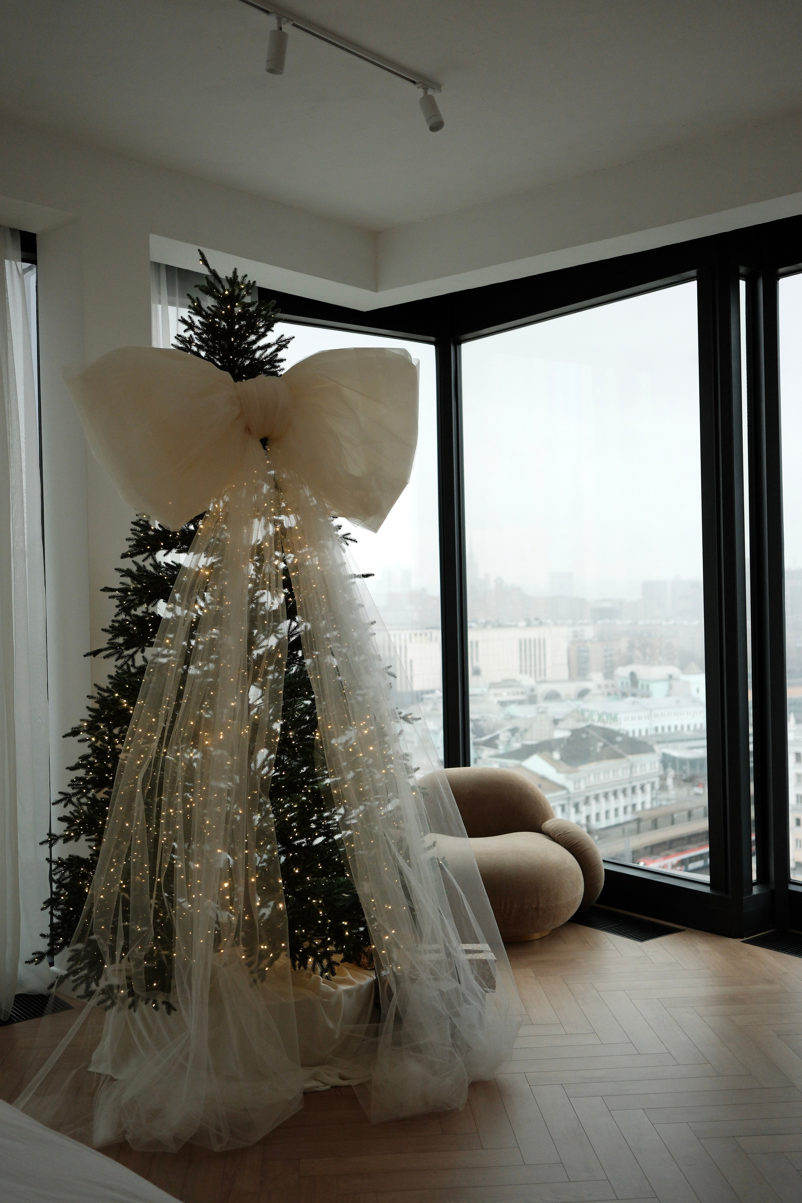 Слава с главной. Фотостудия Jam