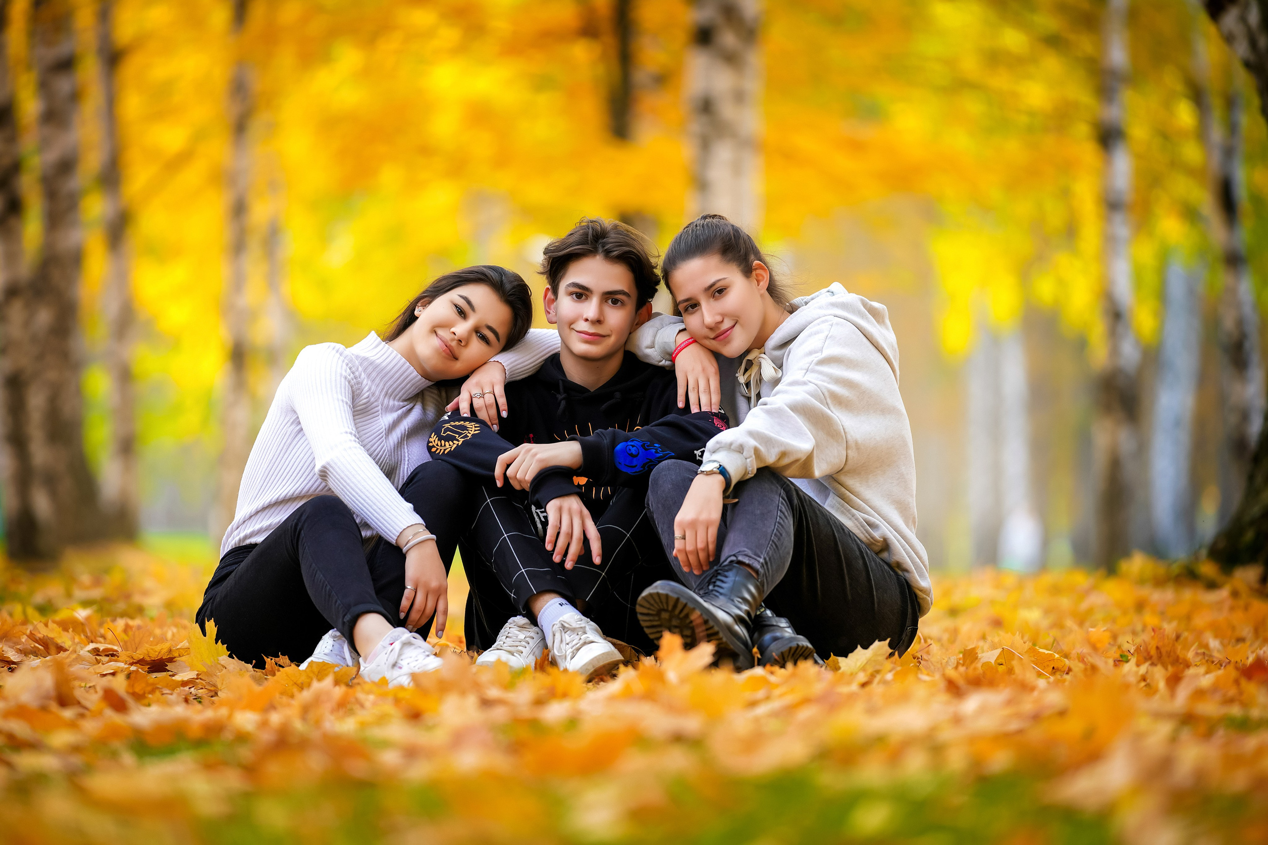 Осень 9,11 класс. Фотограф Герман