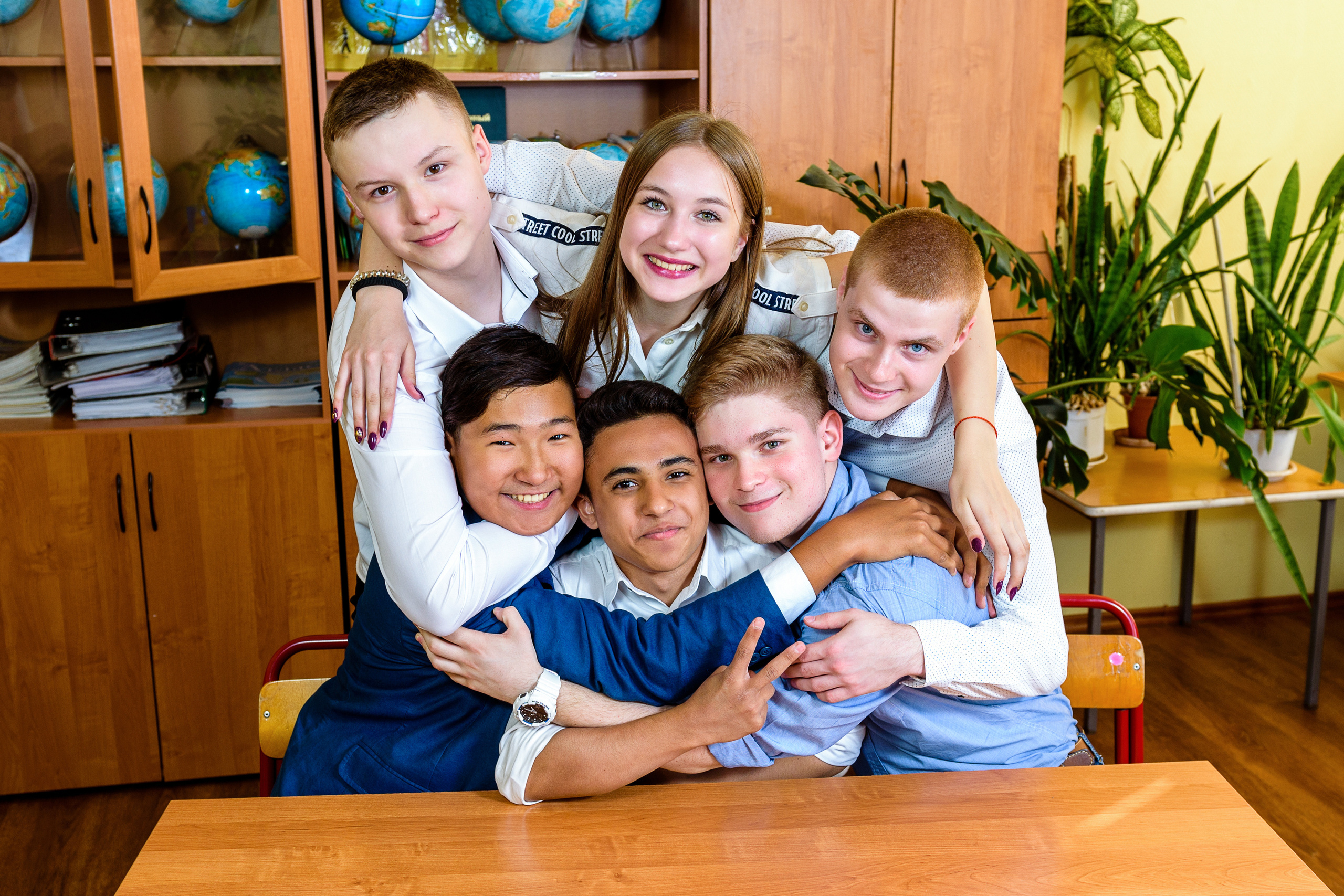 Coolbook школьные выпускные альбомы Москва и МО