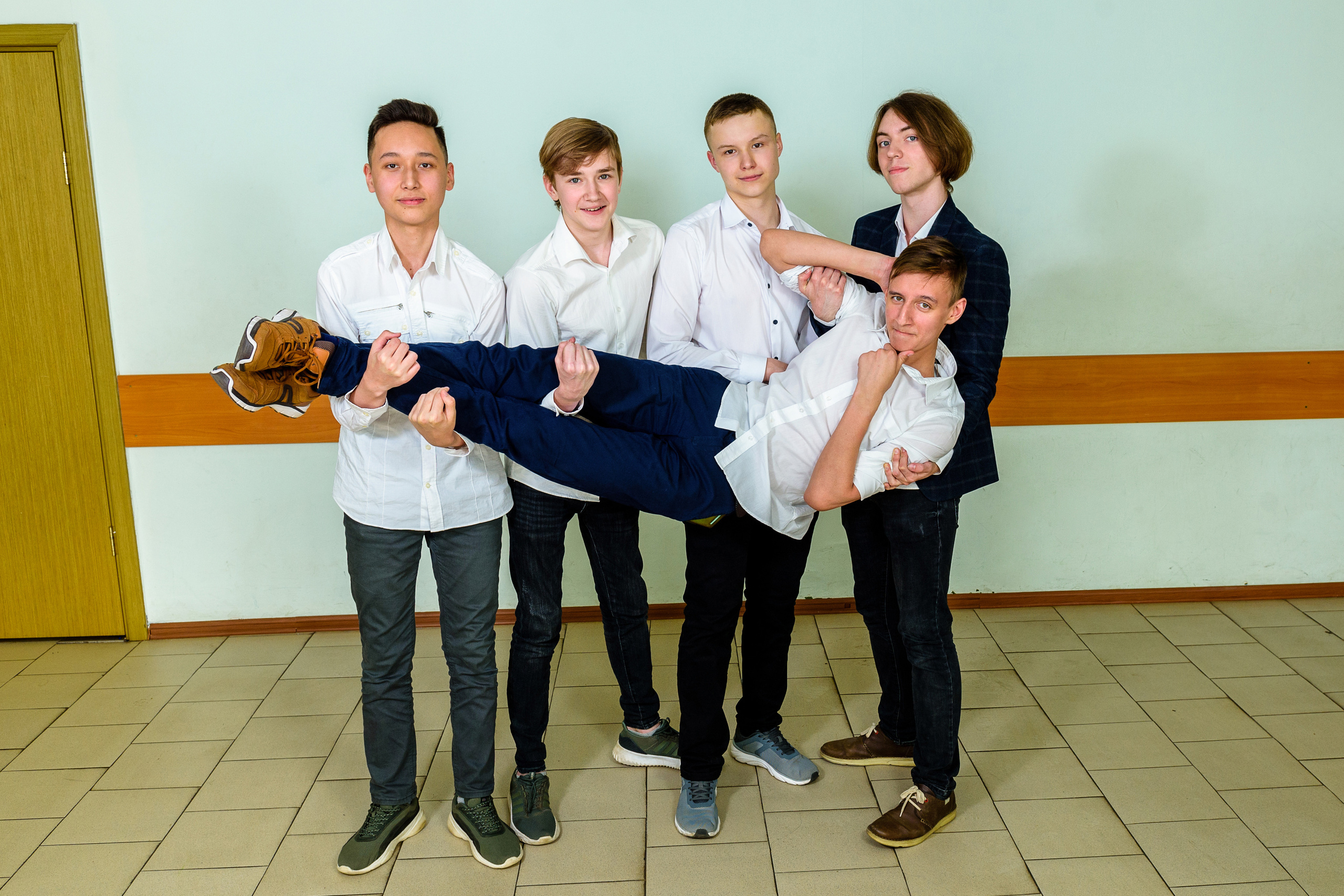 Coolbook школьные выпускные альбомы Москва и МО