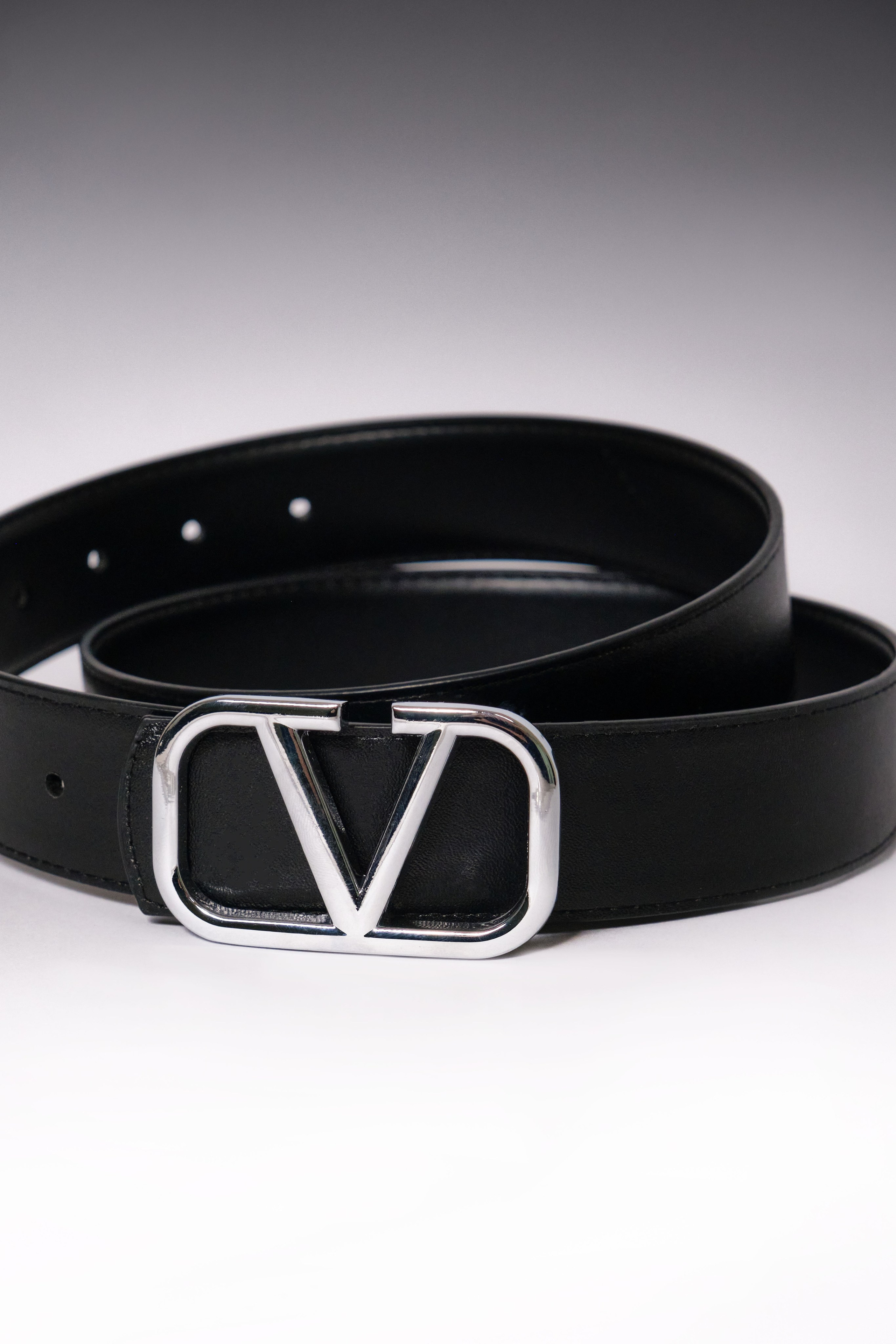 Съемка ремней для социальных сетей бренда