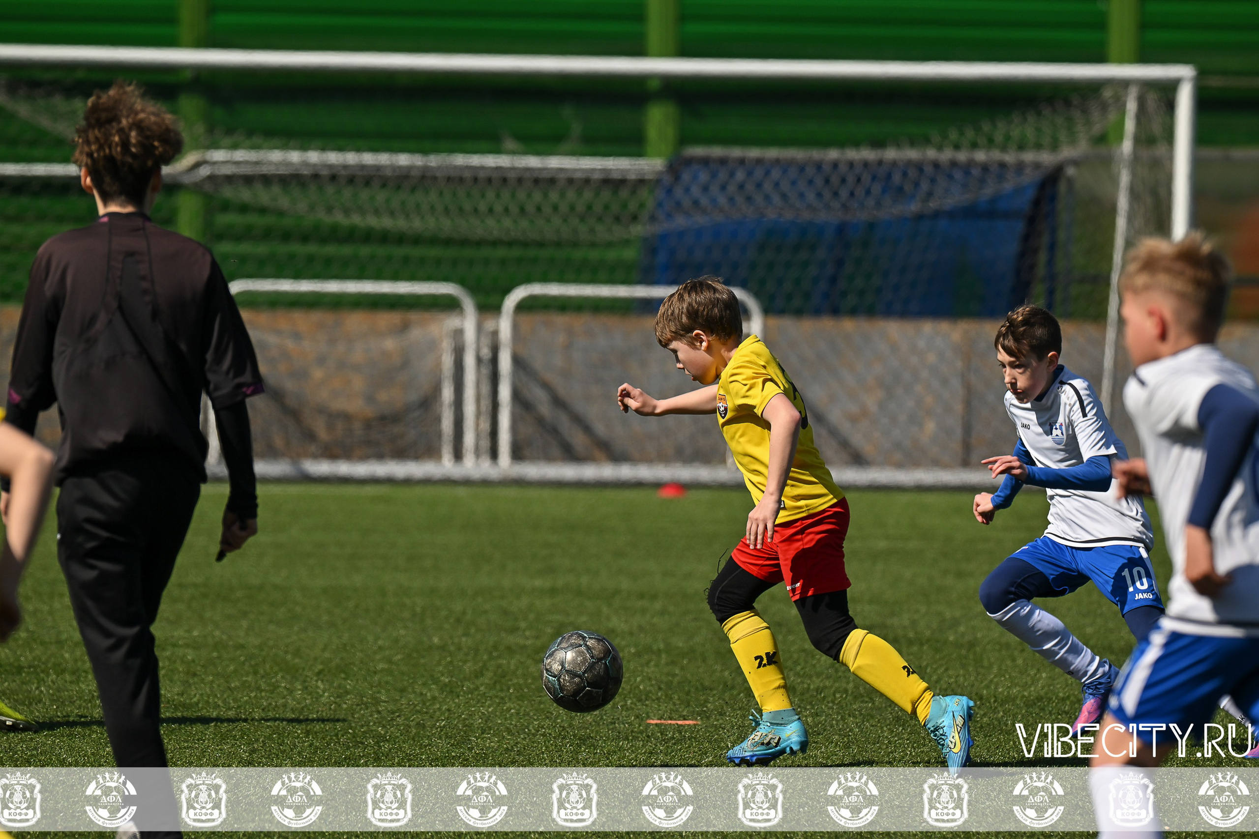 XIX Всероссийского футбольного турнира Локобол 2025 РЖД. VIBECITY.RU Вайб Сити Ру Фоторепортажи Фотоотчеты Калининград