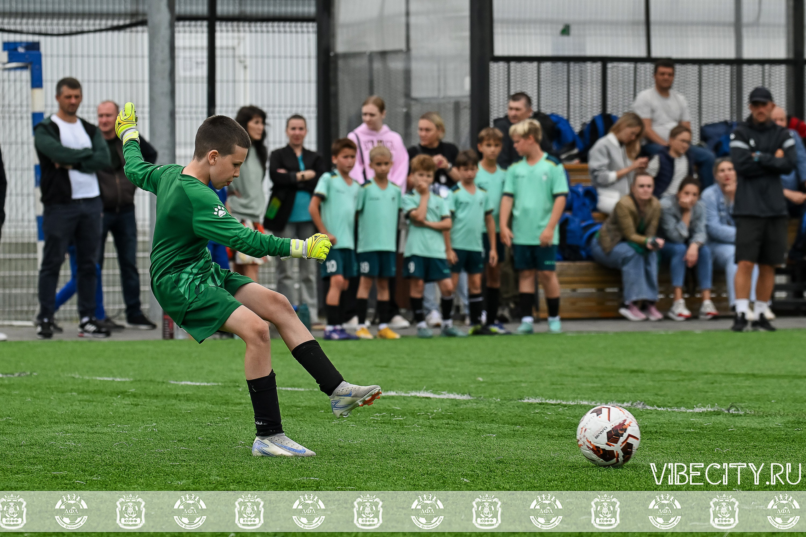 Калининградская Детская Футбольная Лига. VIBECITY.RU Вайб Сити Ру Фоторепортажи Фотоотчеты Калининград