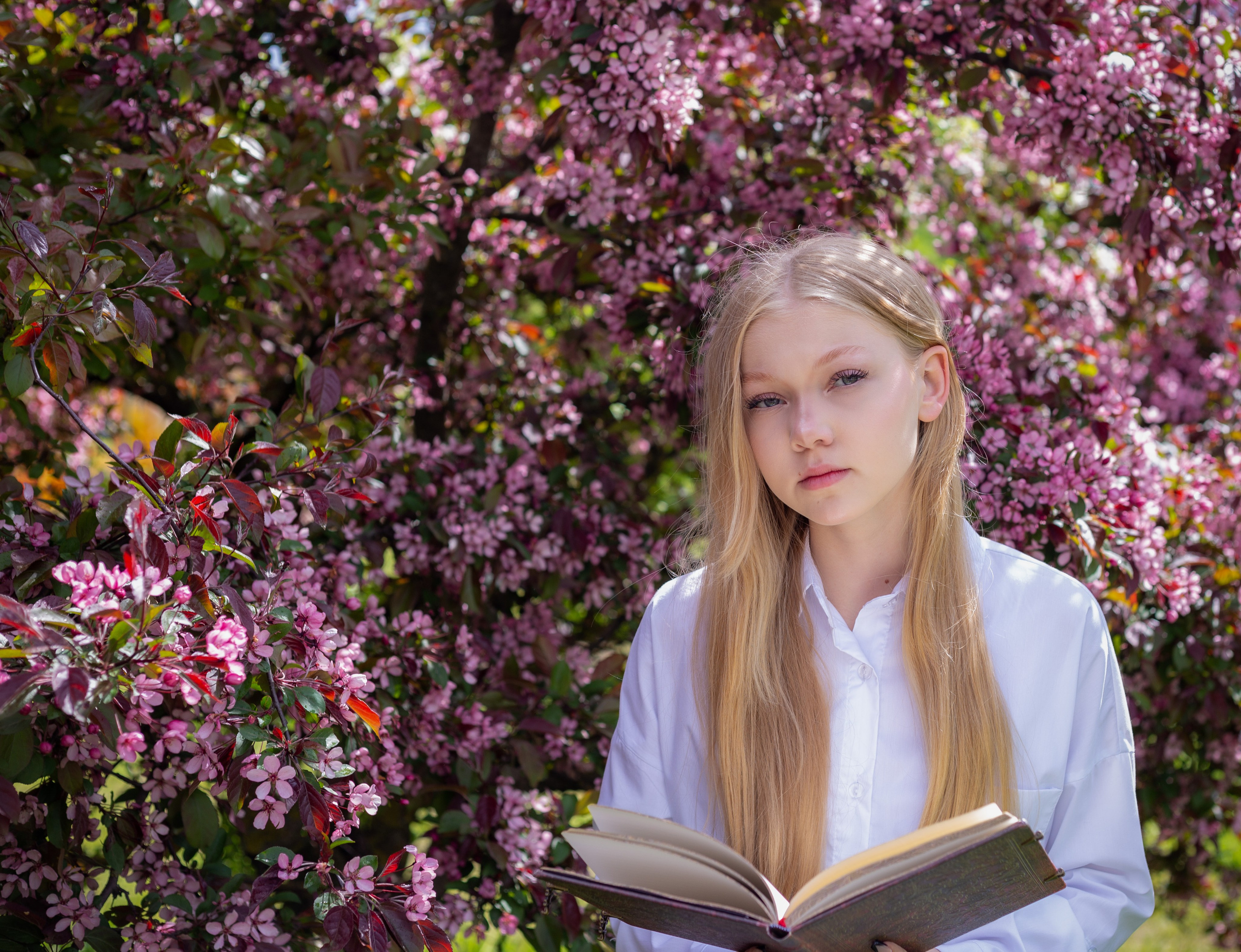 Весенняя фотосессия в цветении. Фотограф в Минске Екатерина Тузова