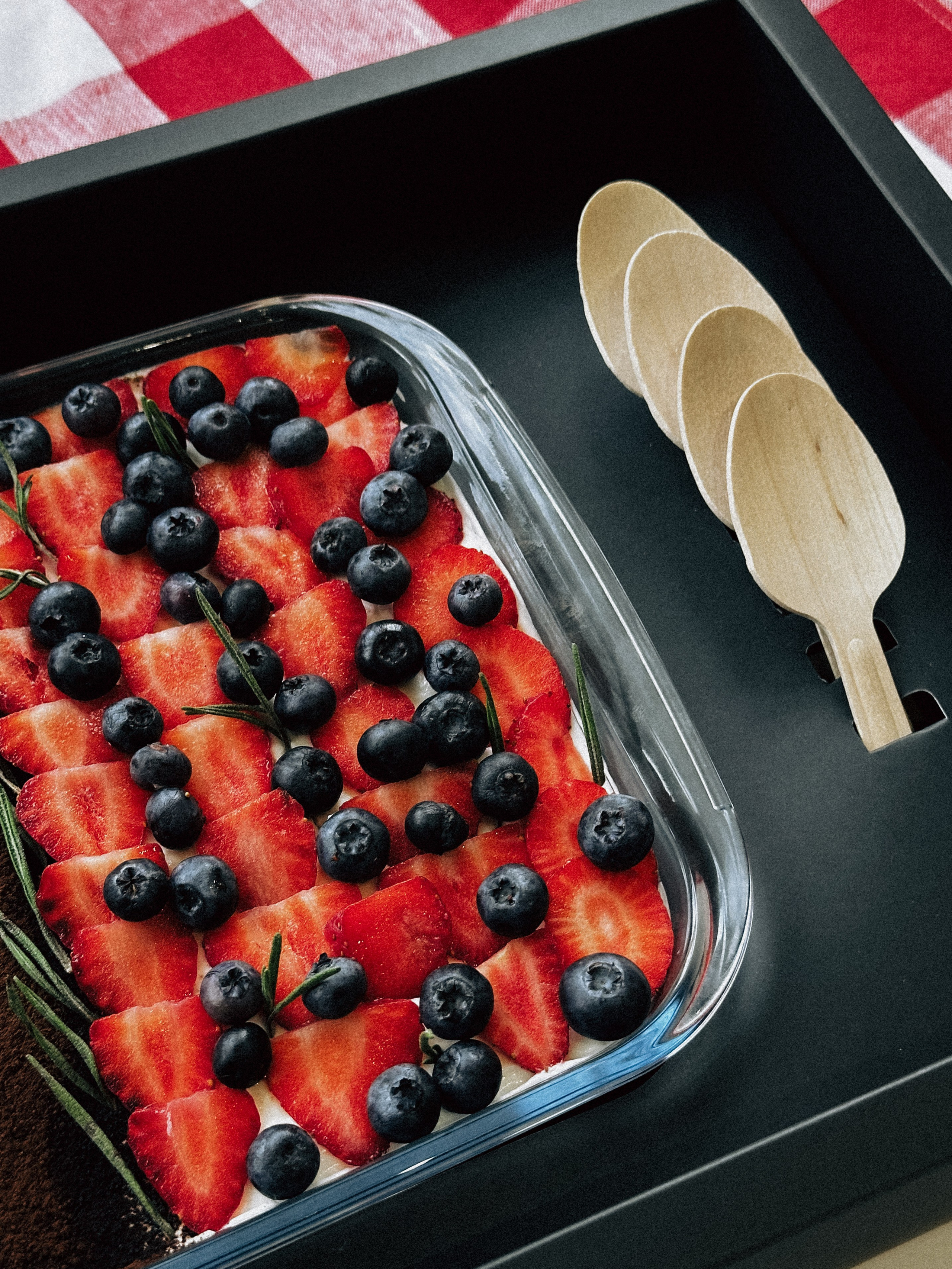 Контент-съёмка для бренда десертов. Чувственный мобильный фотограф в Казани и Сочи Дьяченко Дарья