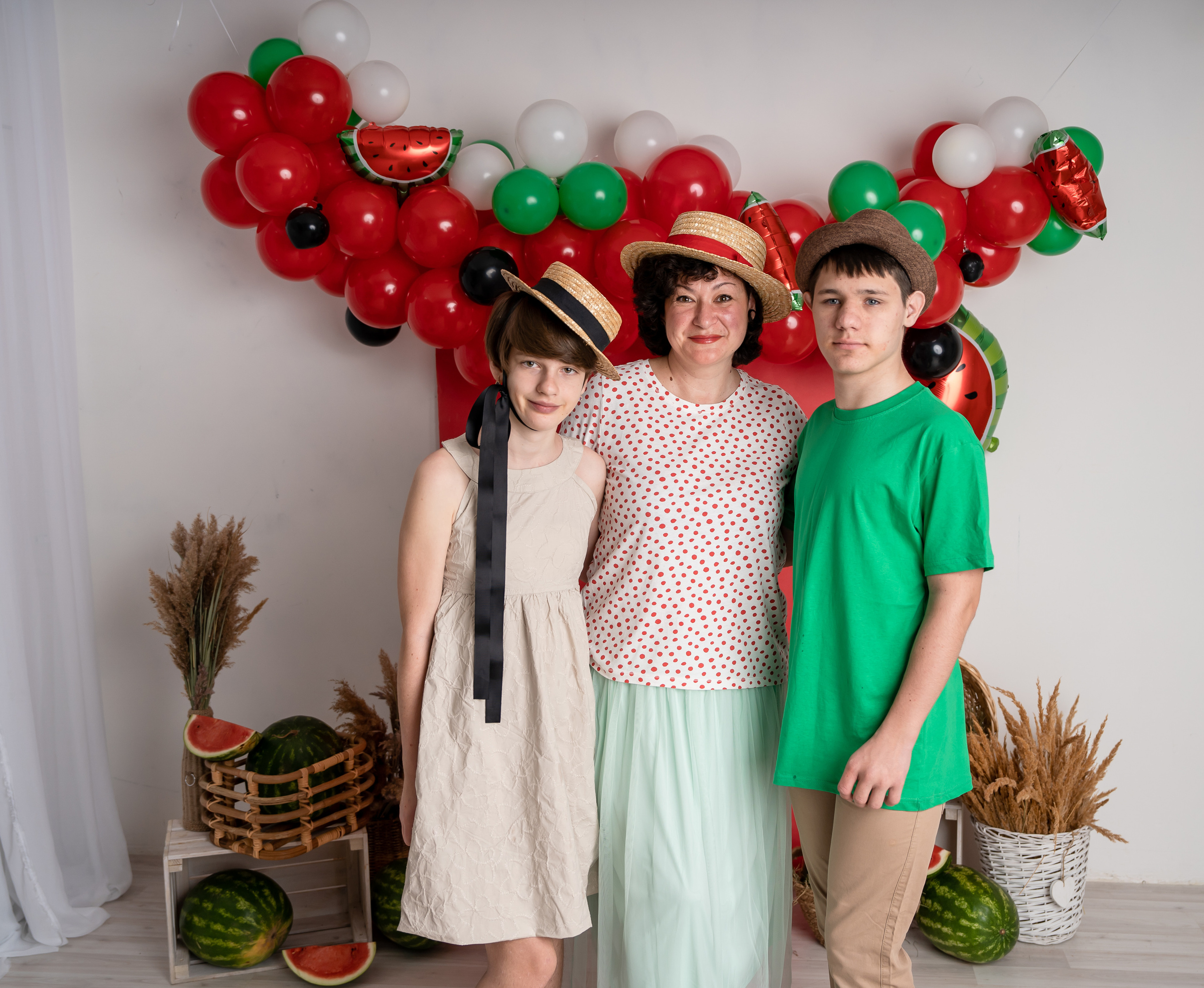 Арбузный фотодень. Детский, семейный фотограф: newborn, беременность, годовасие, репортаж. Москва