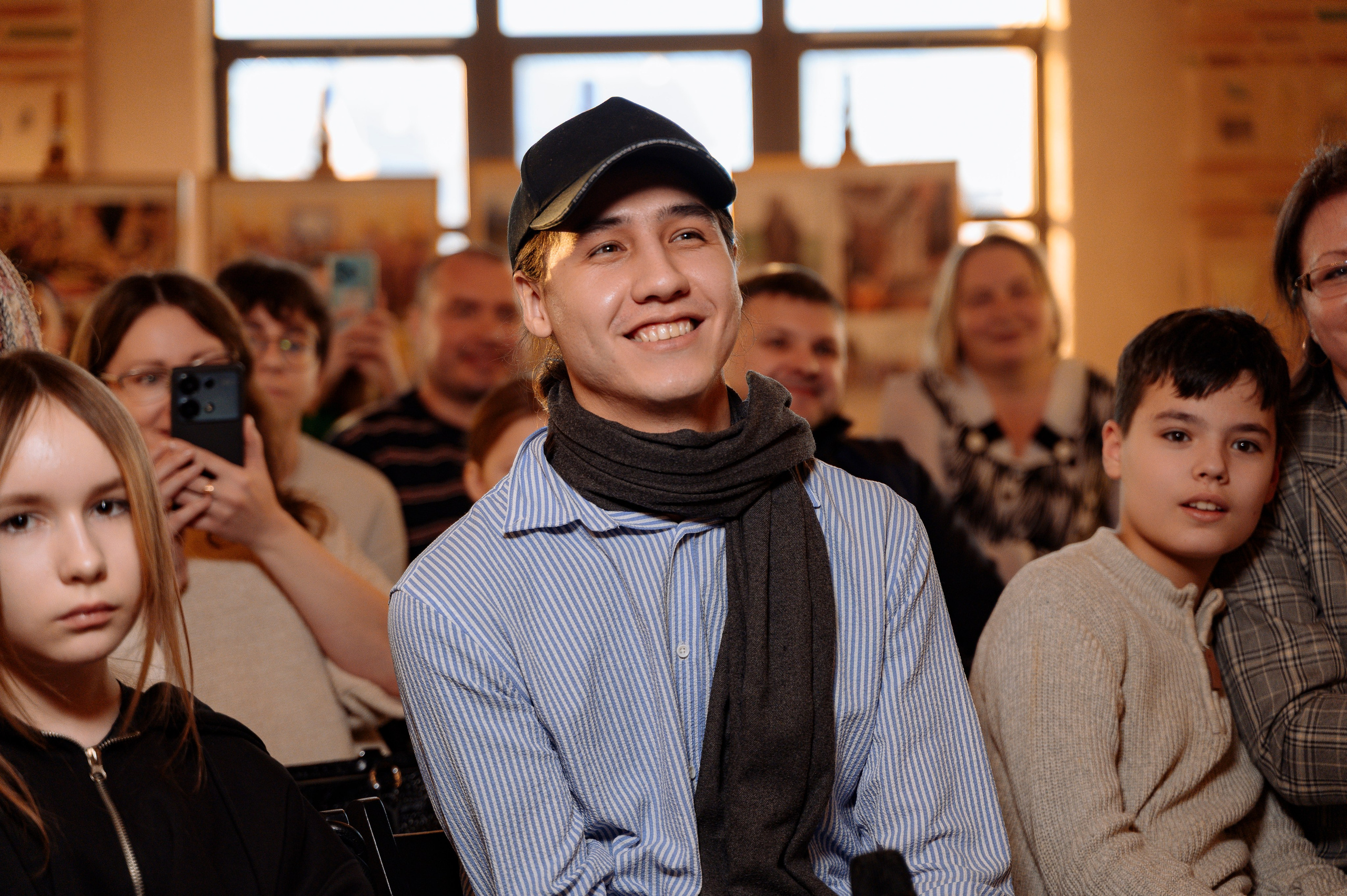 Репортажная съемка, съемка мероприятия, проект factor.by, финалист factor.by, Шамхал Хачатурян, Ибрагим Карасов, фактор бай, фотограф Ольга Шаповалова, съемка фанатов, минск, беларусь