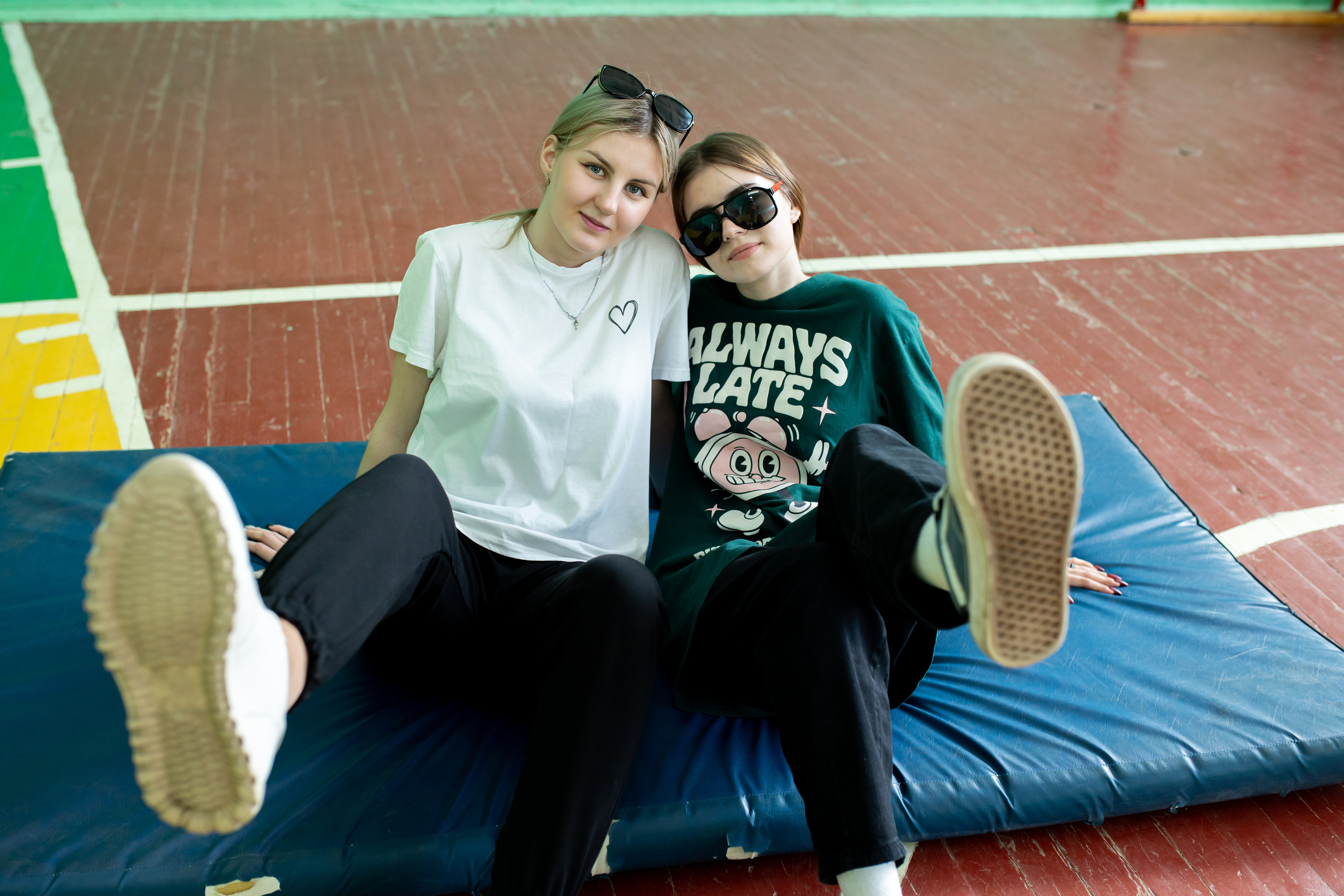 9 и 11 классы (КНИГИ) 3600р. Фотограф Алёна Финашова