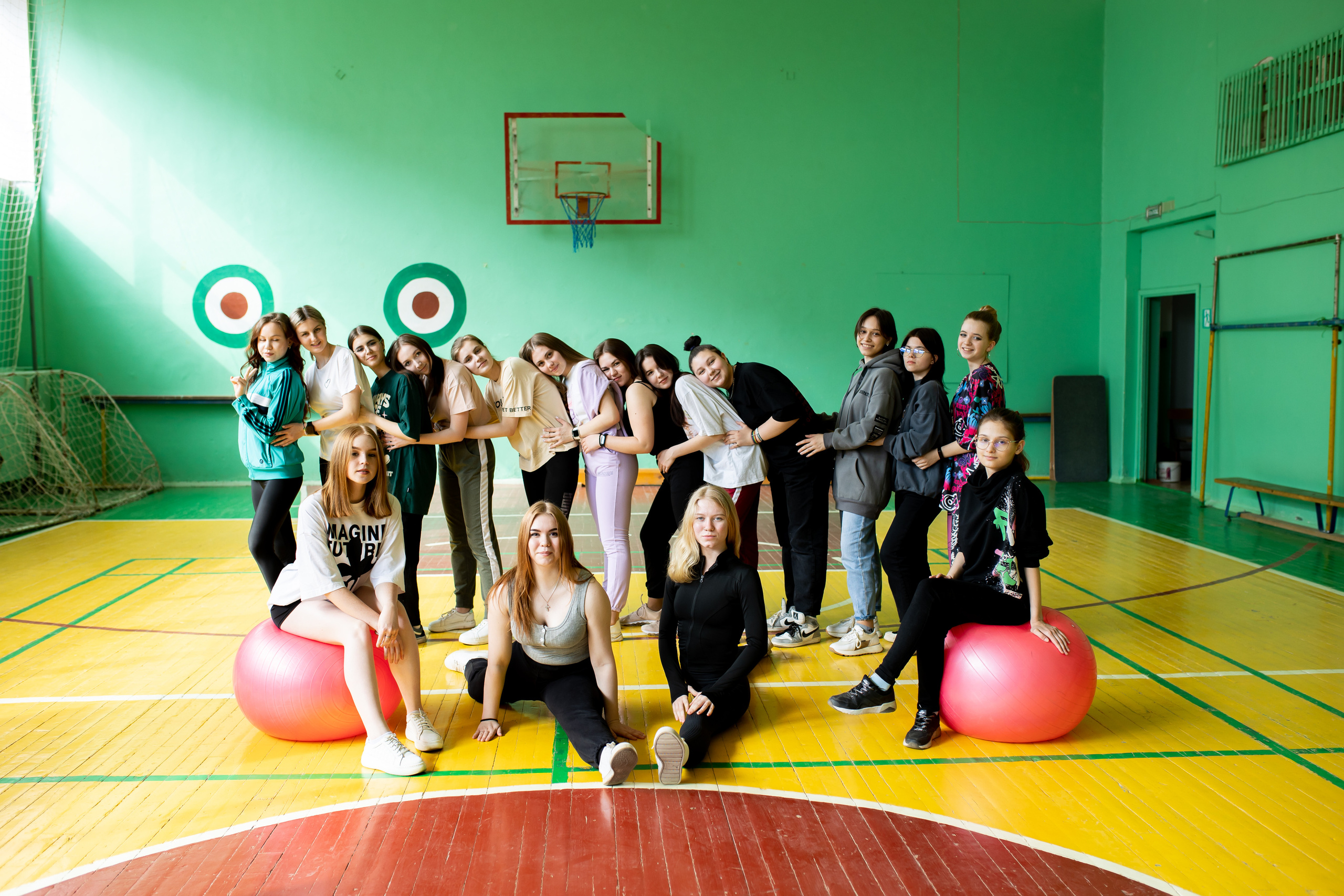 9 и 11 классы (КНИГИ) 3600р. Фотограф Алёна Финашова