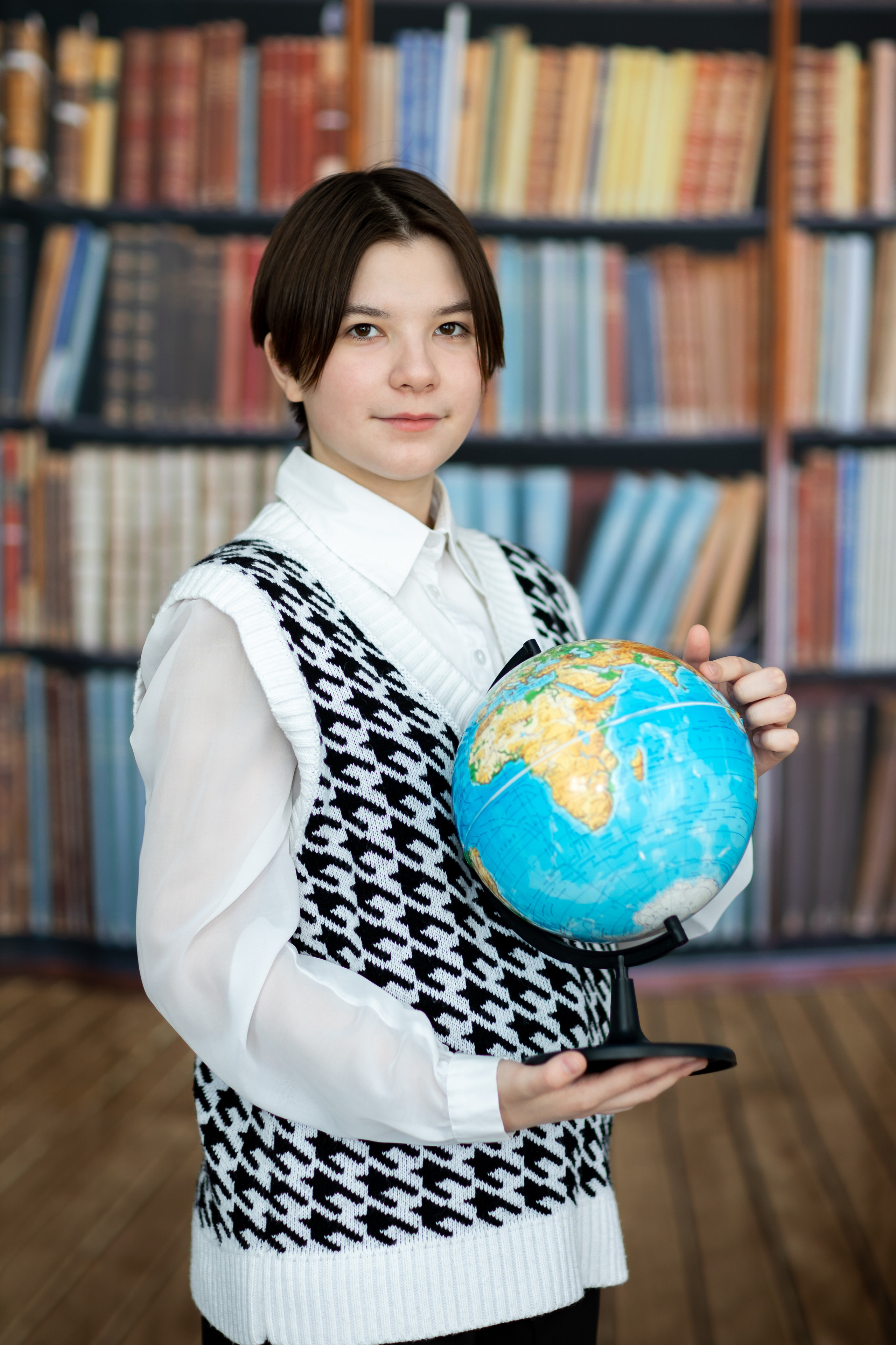 9 и 11 классы (КНИГИ) 3600р. Фотограф Алёна Финашова