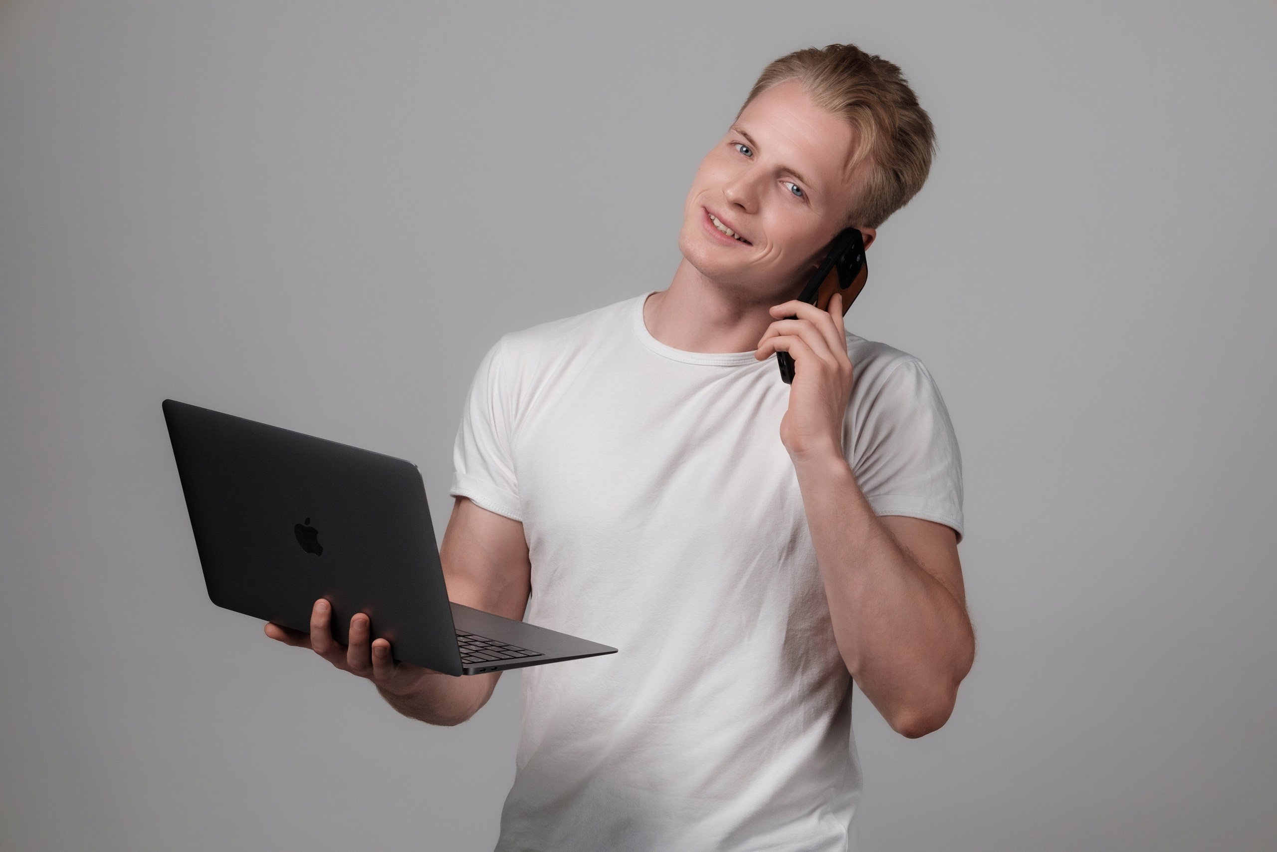 SaintPack, фуллфилмент. Интерьерный фотограф и видеограф в Санкт-Петербурге Вадим Балбашевский