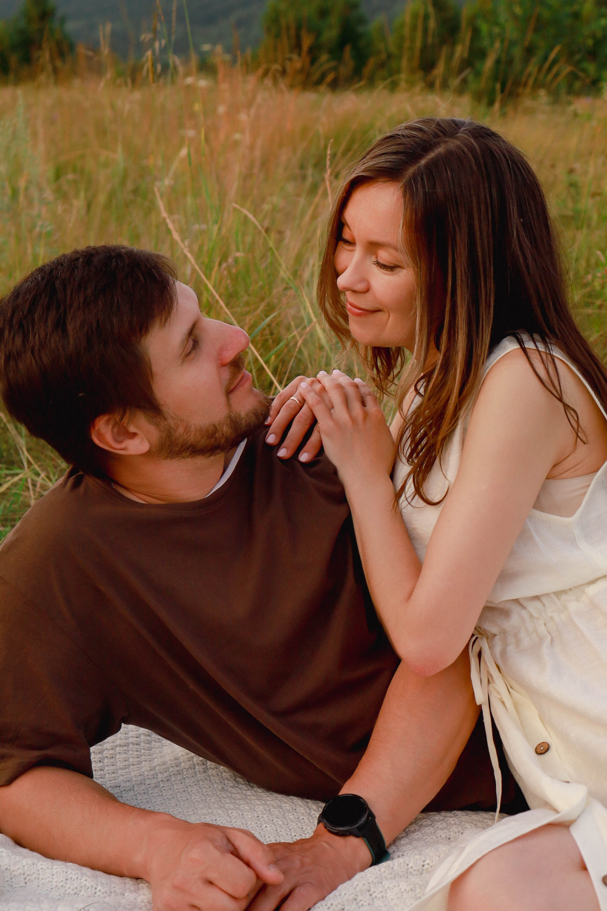 Семья в поле. Фотограф Александра Коновалова