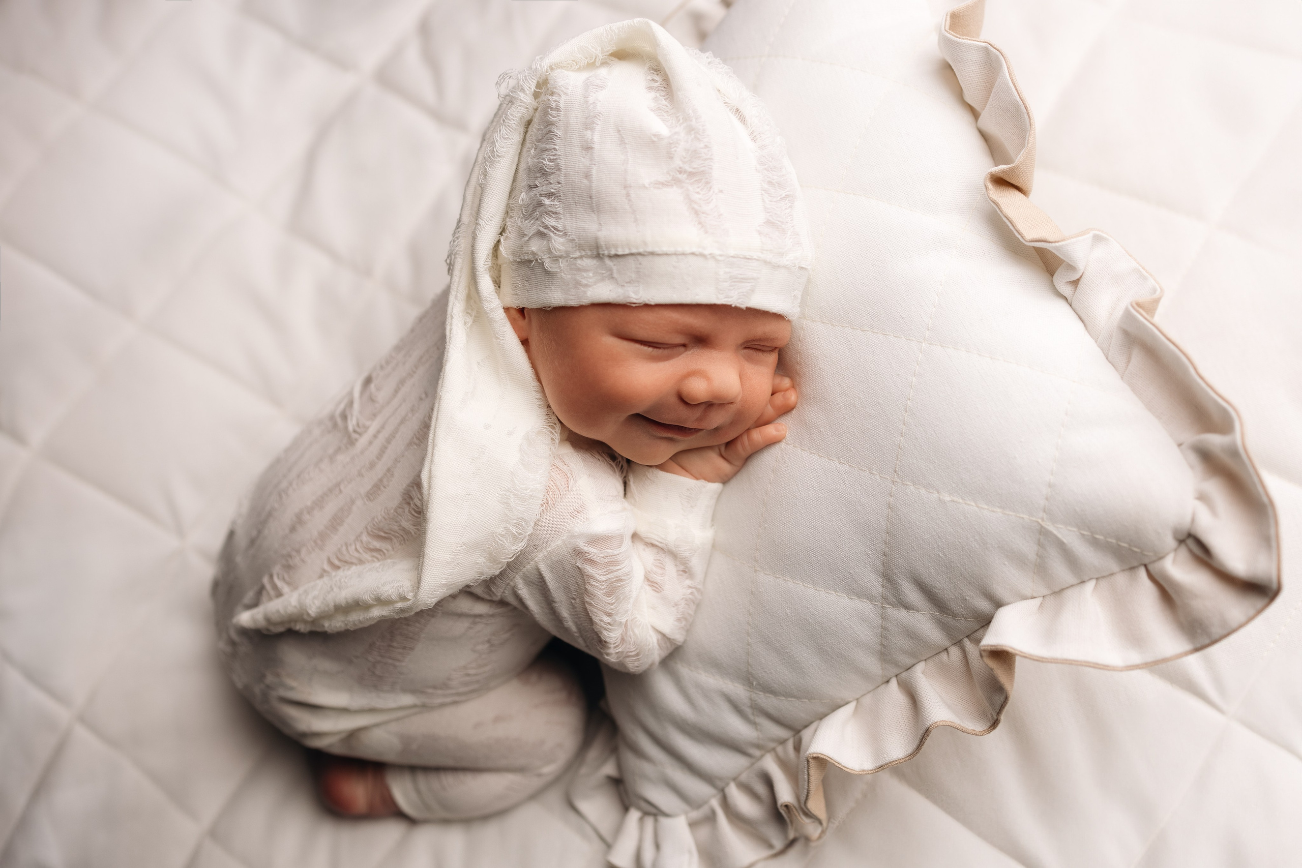 Первая фотосессия для Верочки. Фотограф Елена Зуйкова