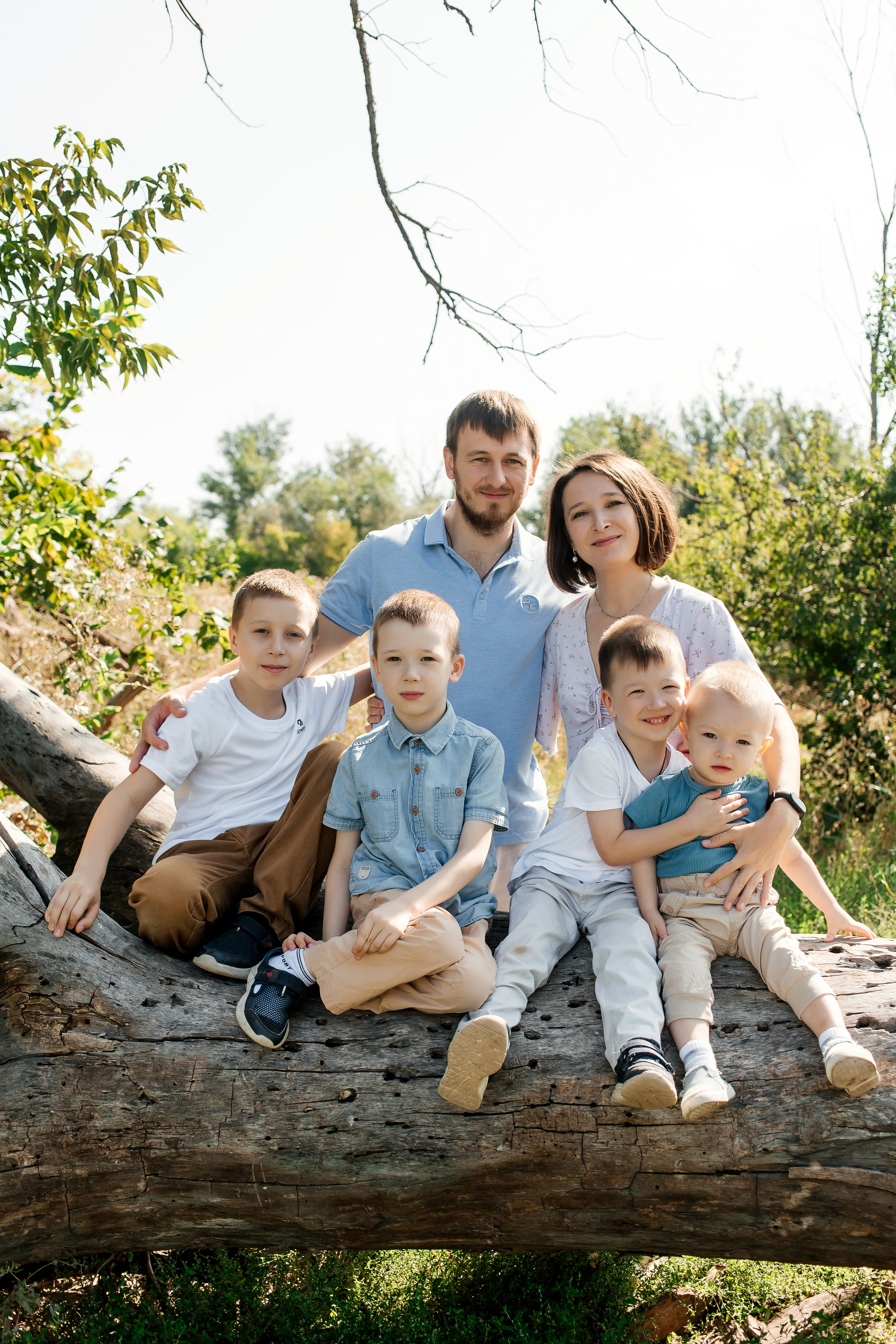 Семейная фотосессия Ирины и Артемия. Женский фотограф в Оренбурге Ирина Заводчикова
