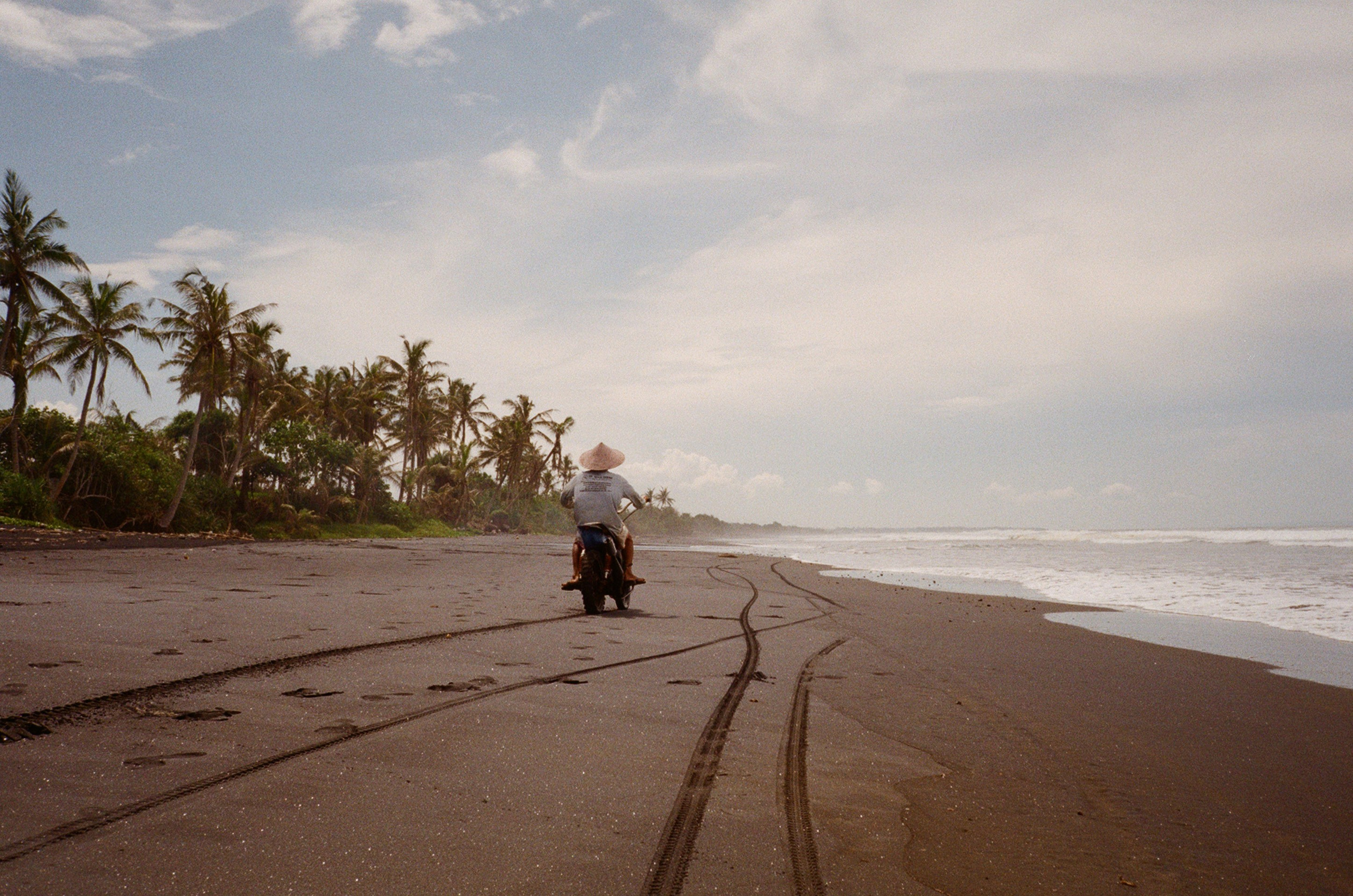 About. Творчество, исцеление, эстетика и щепотка волшебства