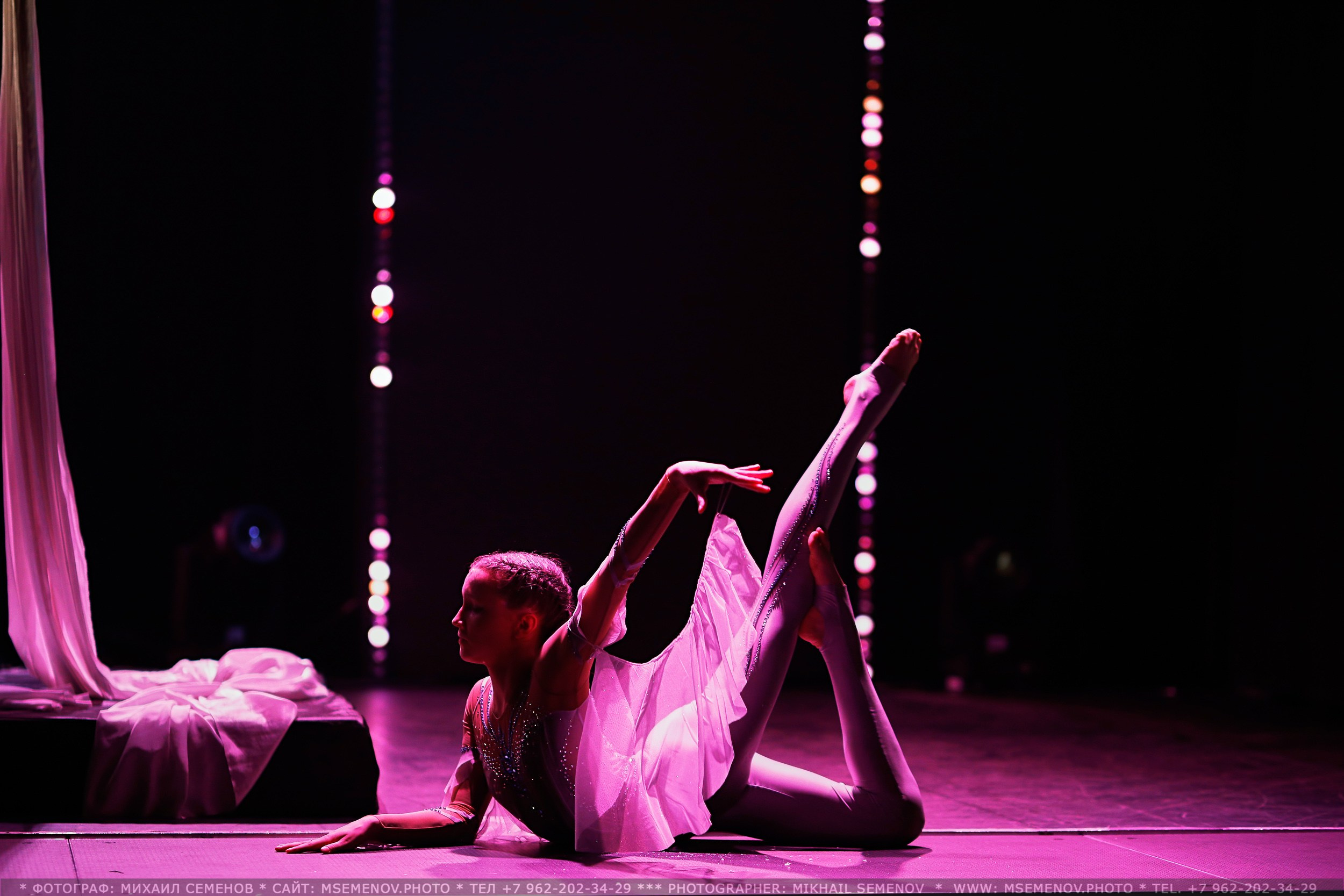 Анонс фоторепортажа с Концерта Грация. POLE DANCE. Photographer for business Mikhail Semenov. Aqua photo studio, photo school